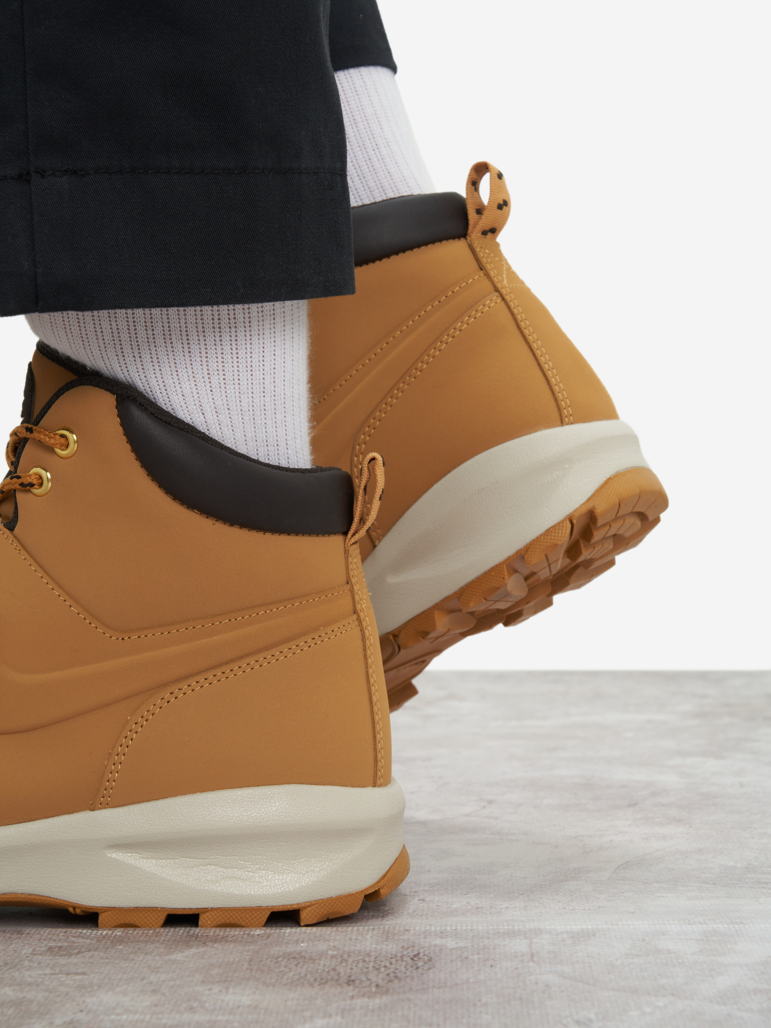 фото Ботинки мужские nike manoa leather, желтый