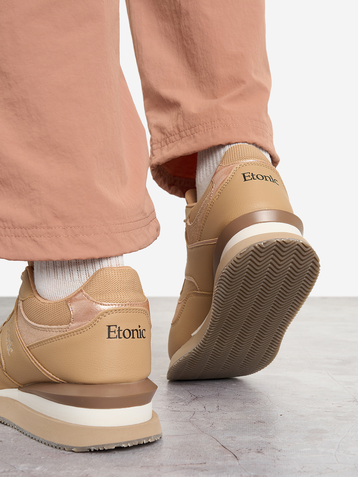 фото Кроссовки женские etonic ester lth, бежевый