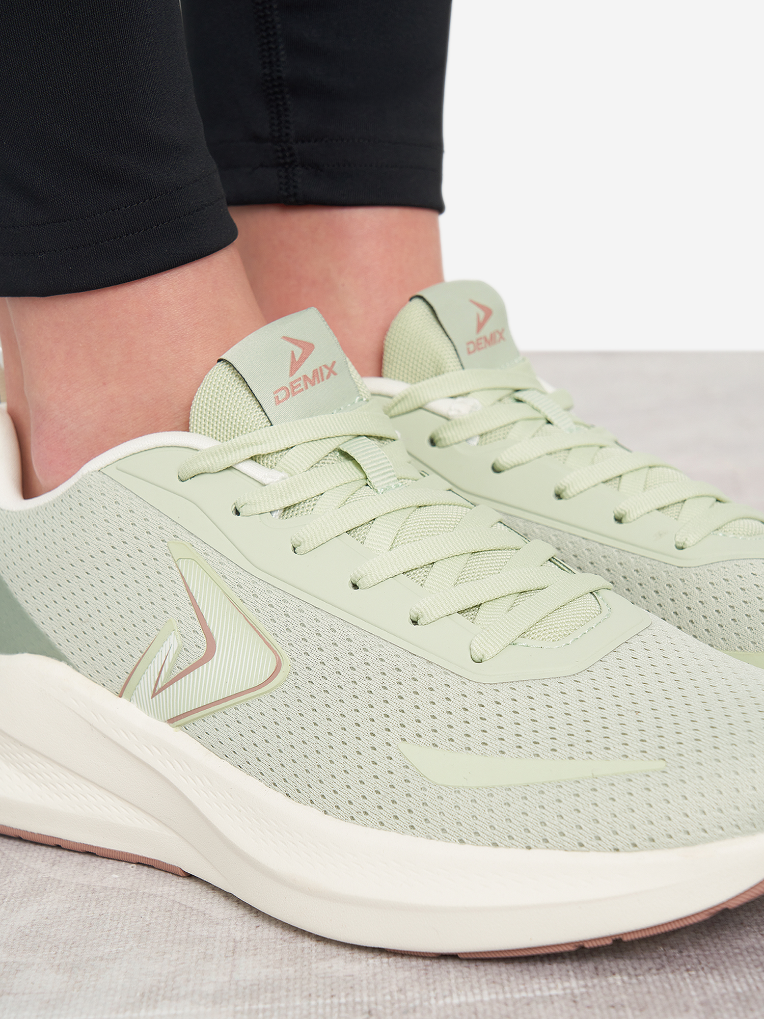 фото Кроссовки женские demix sport evo 2, зеленый