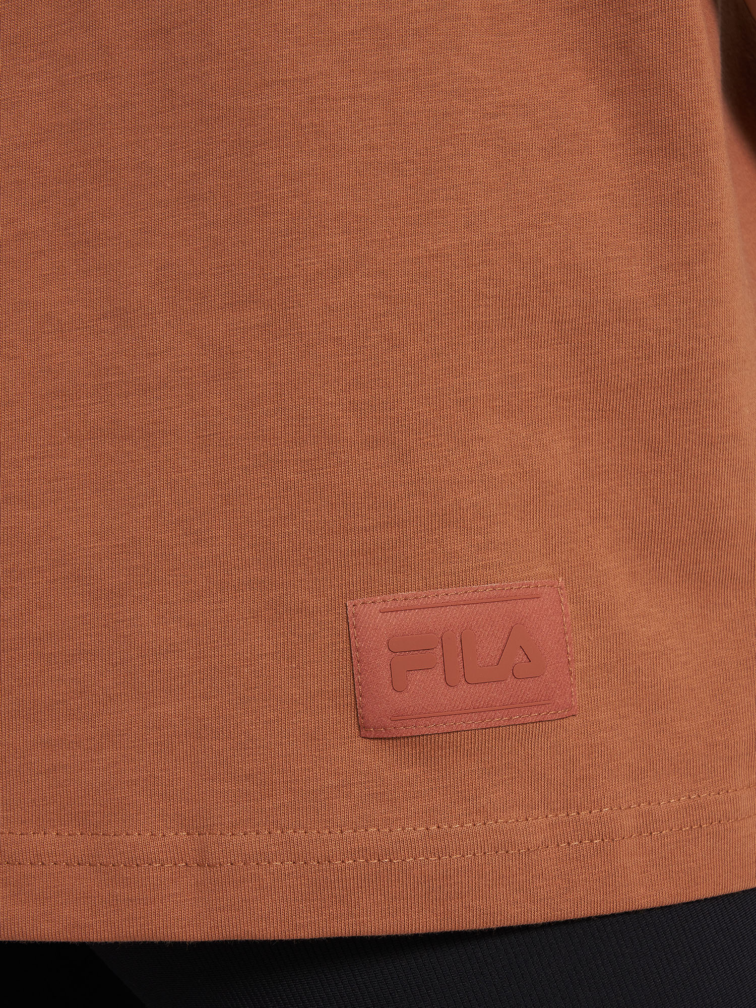 фото Футболка женская оверсайз fila, коричневый