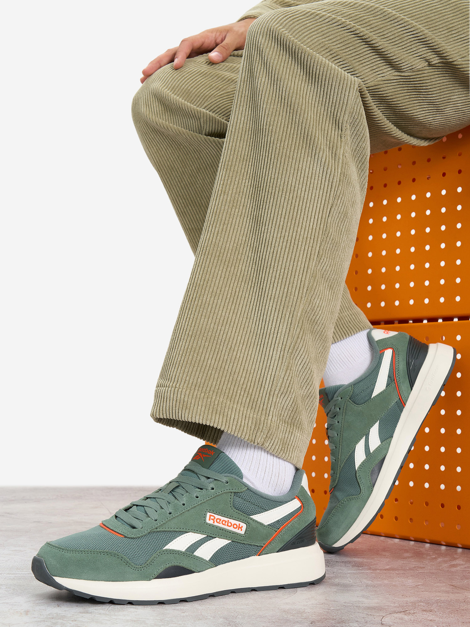 Кроссовки мужские Reebok GL 1000, Зеленый
Кроссовки мужские Reebok GL 1000, Зеленый