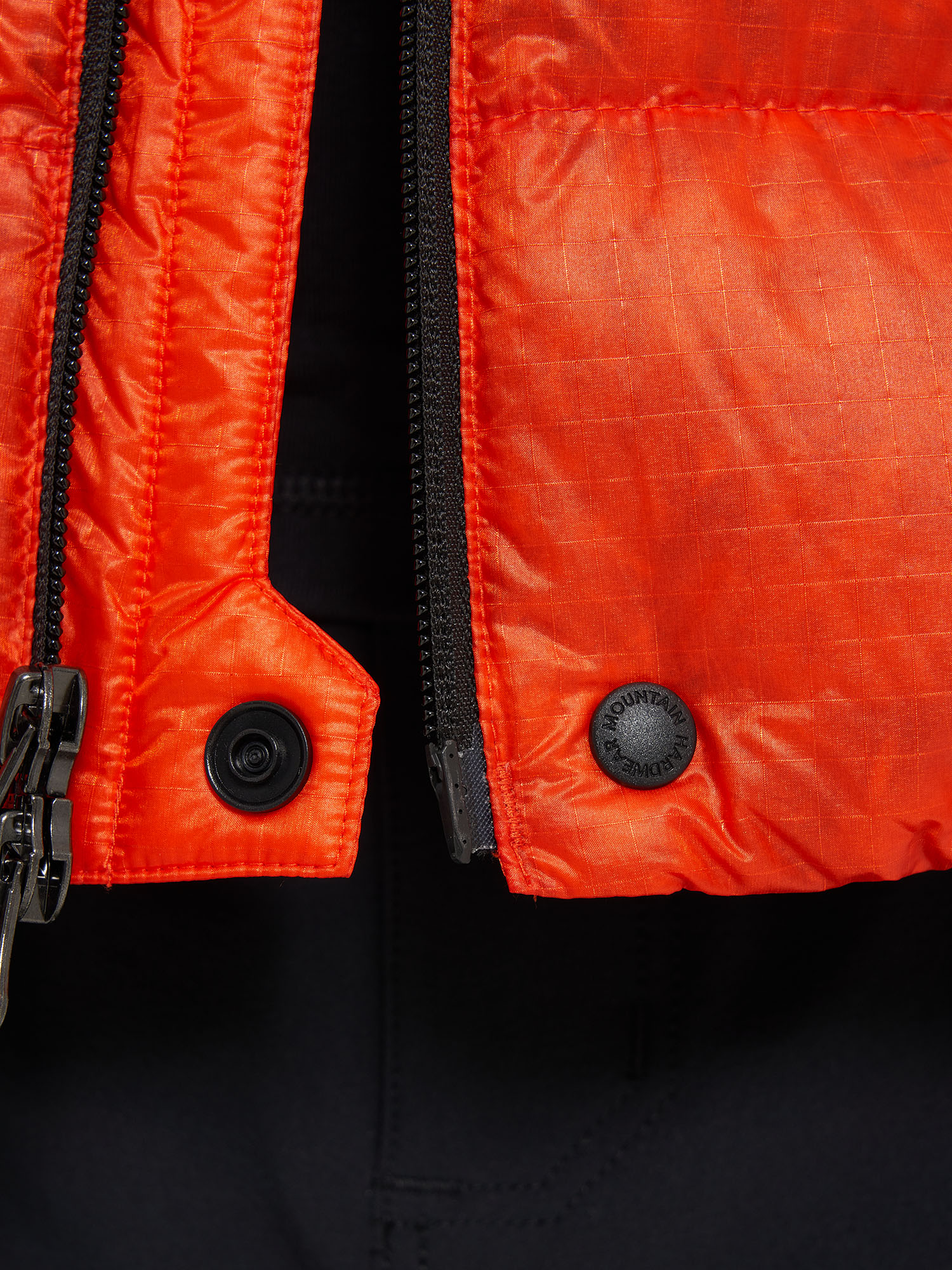 фото Пуховик мужской mountain hardwear phantom alpine, оранжевый