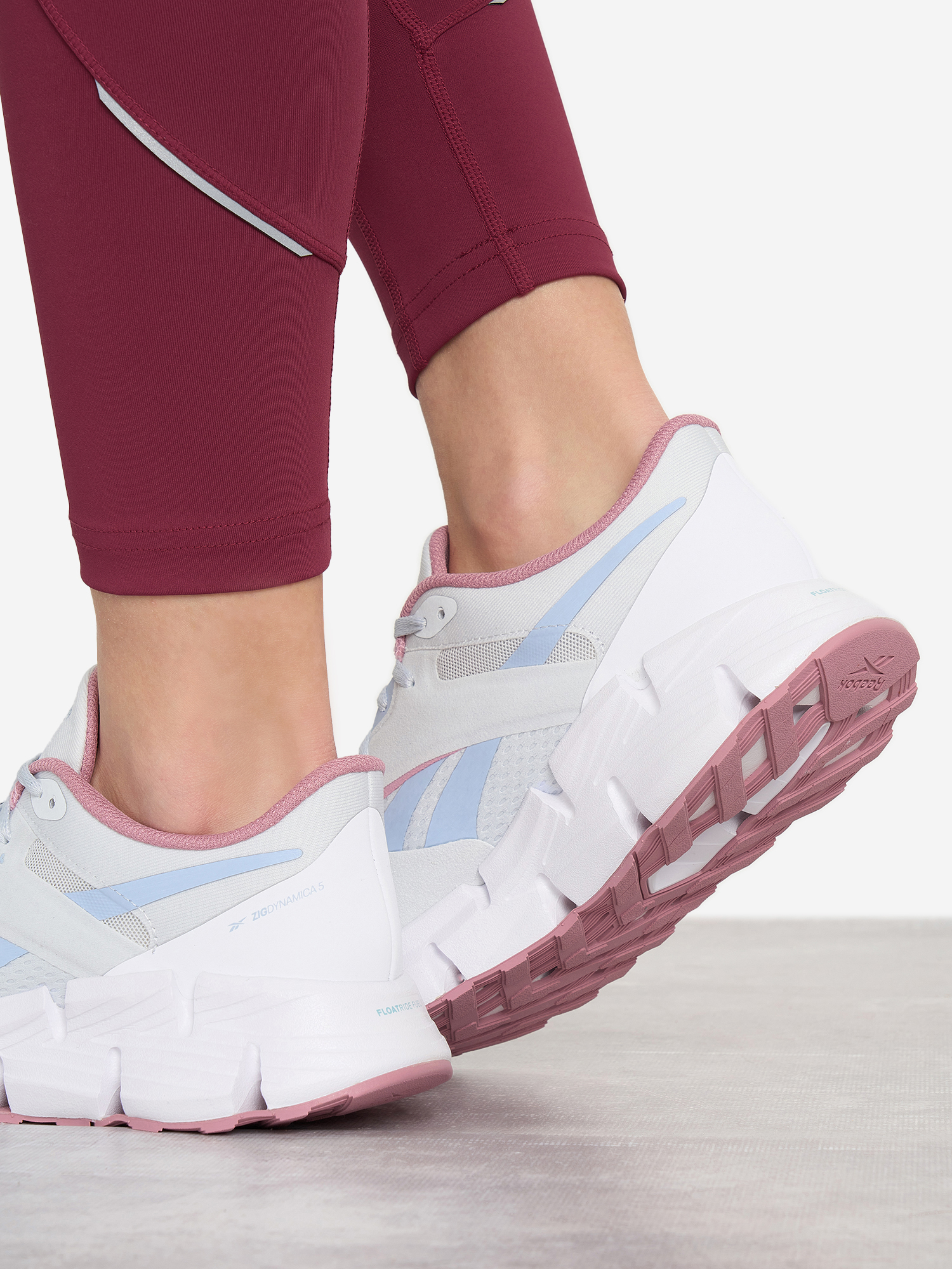 фото Кроссовки женские reebok zig dynamica 5, белый