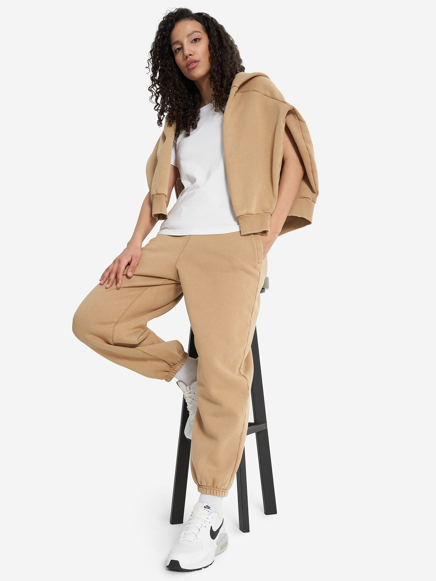 фото Брюки женские under armour ua icon fleece, бежевый
