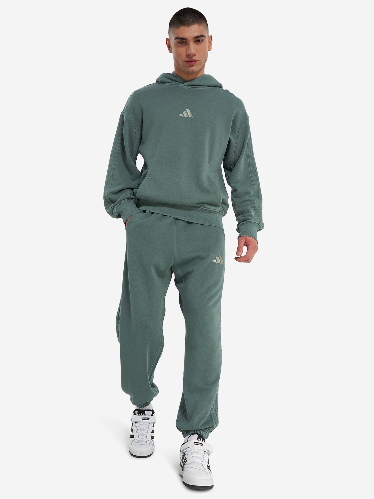 фото Брюки мужские adidas, зеленый