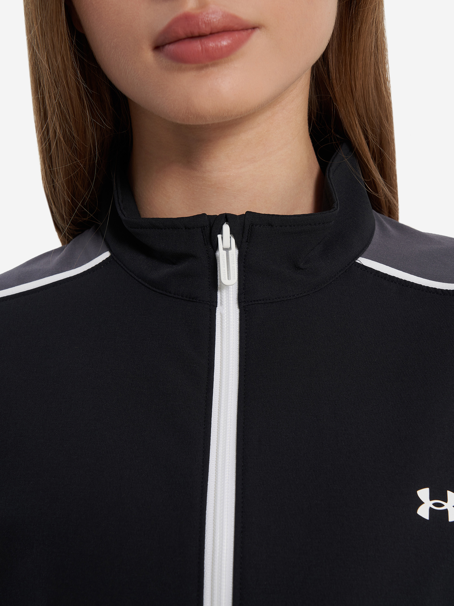 фото Ветровка женская under armour rival, черный