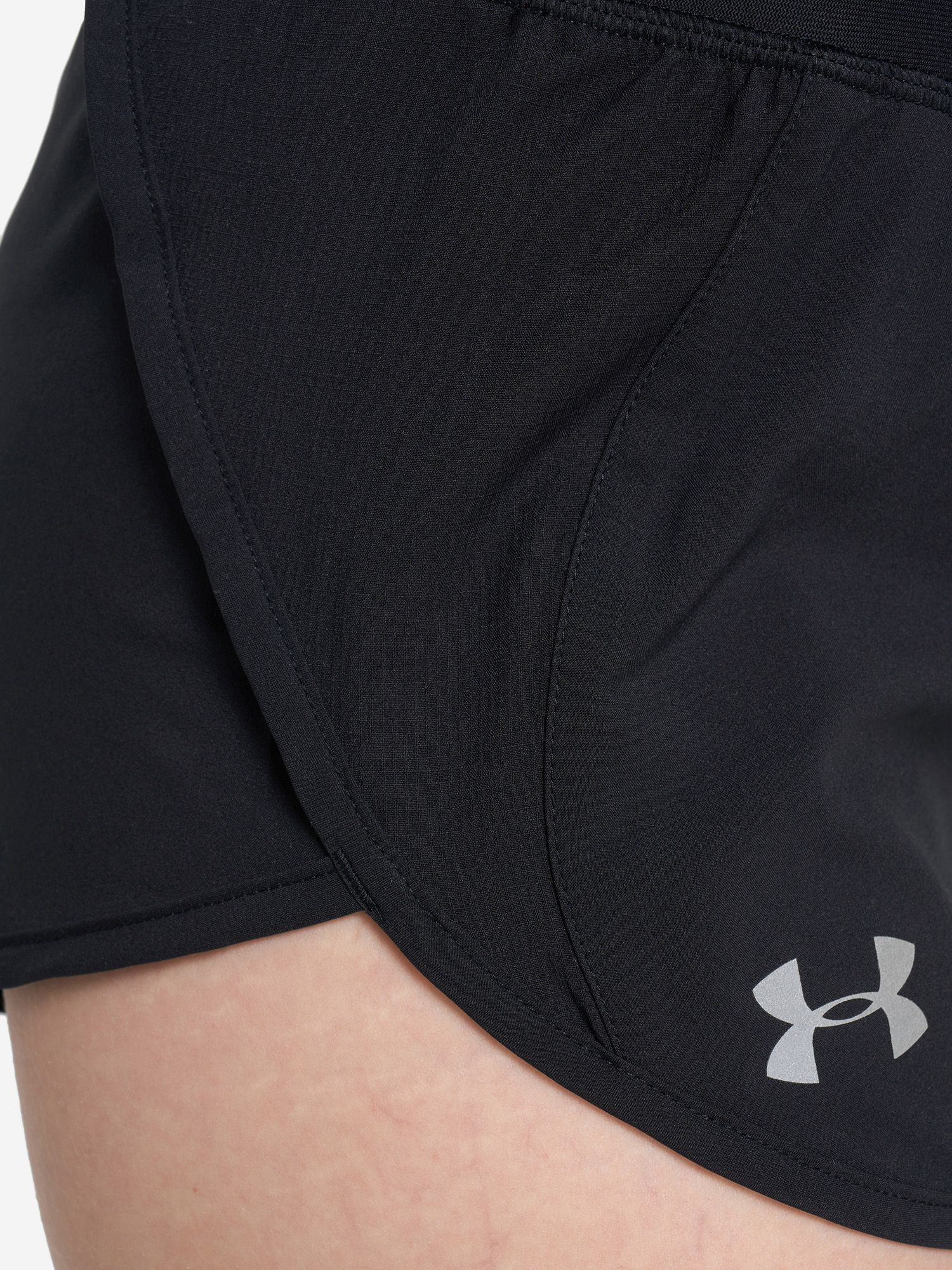 фото Шорты женские under armour run speedpocket, черный