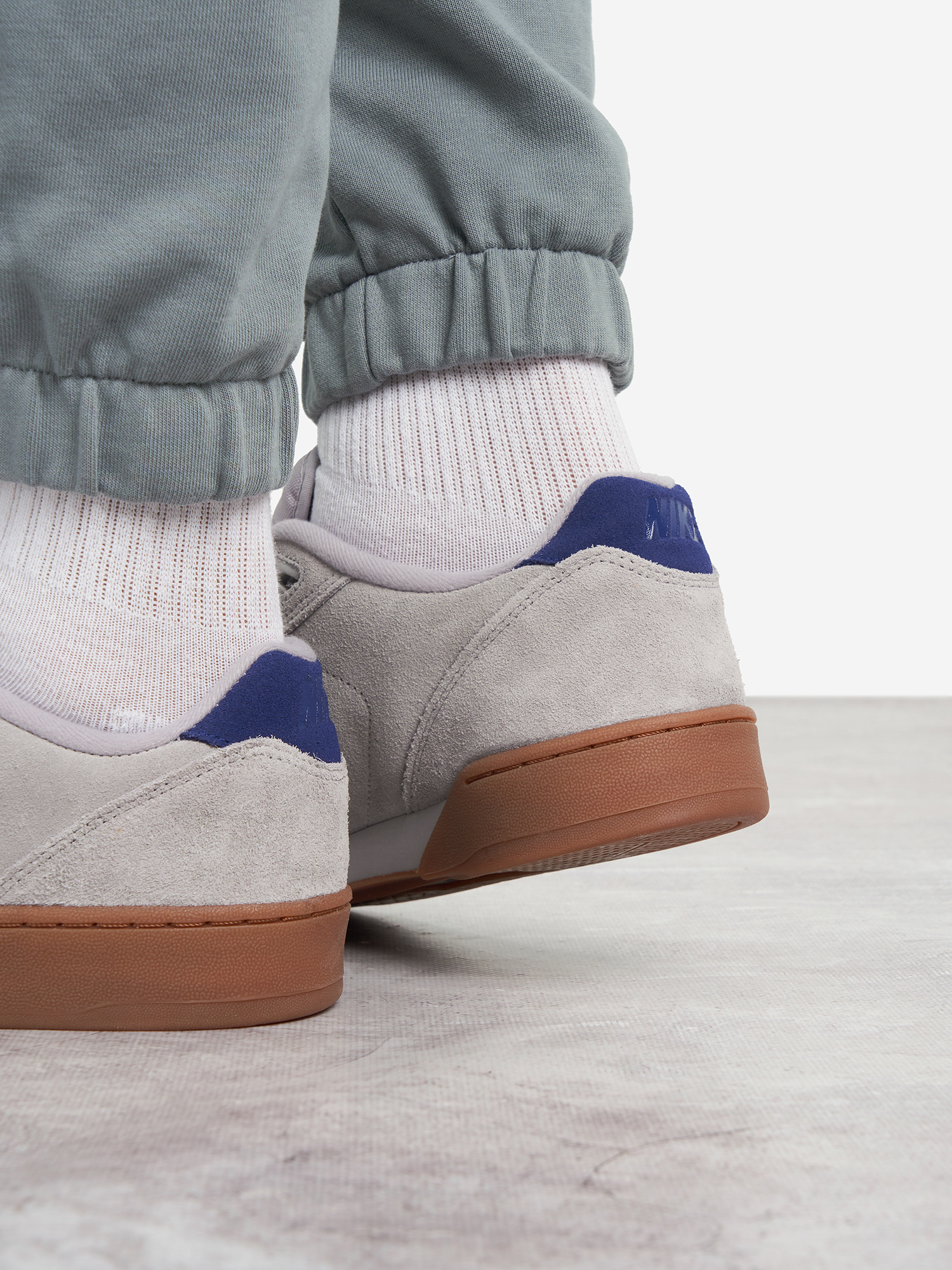 фото Кеды мужские nike grandstand ii suede, серый