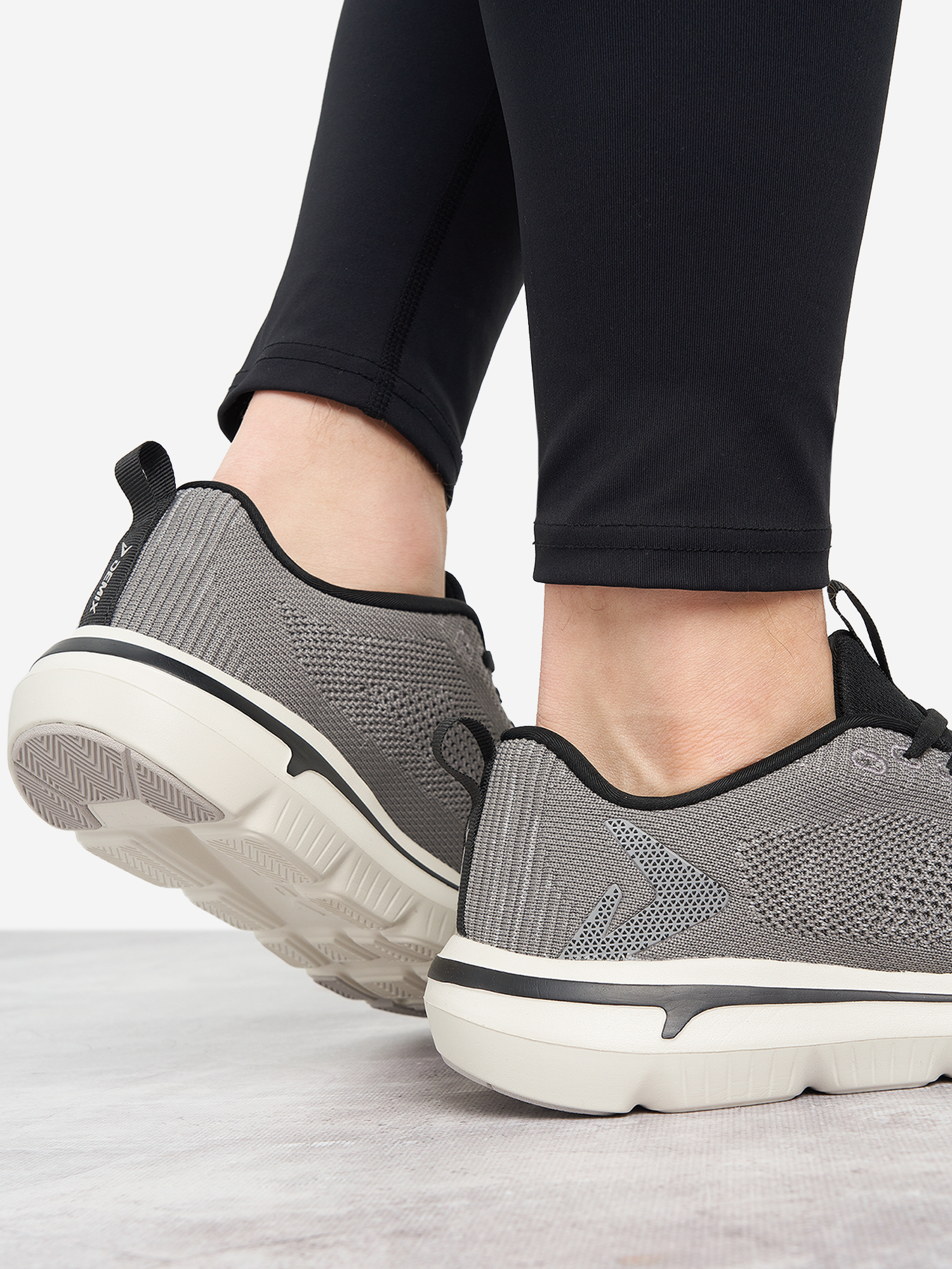 фото Кроссовки мужские demix burn knit, серый