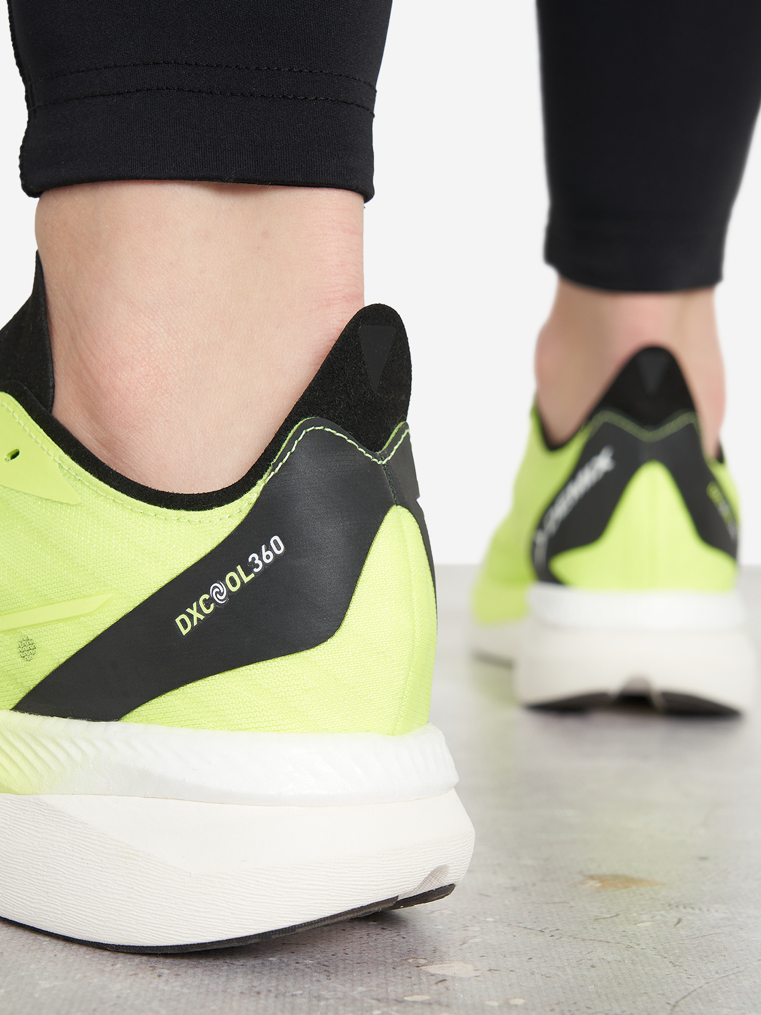фото Кроссовки женские demix pacer enrlitepro, желтый