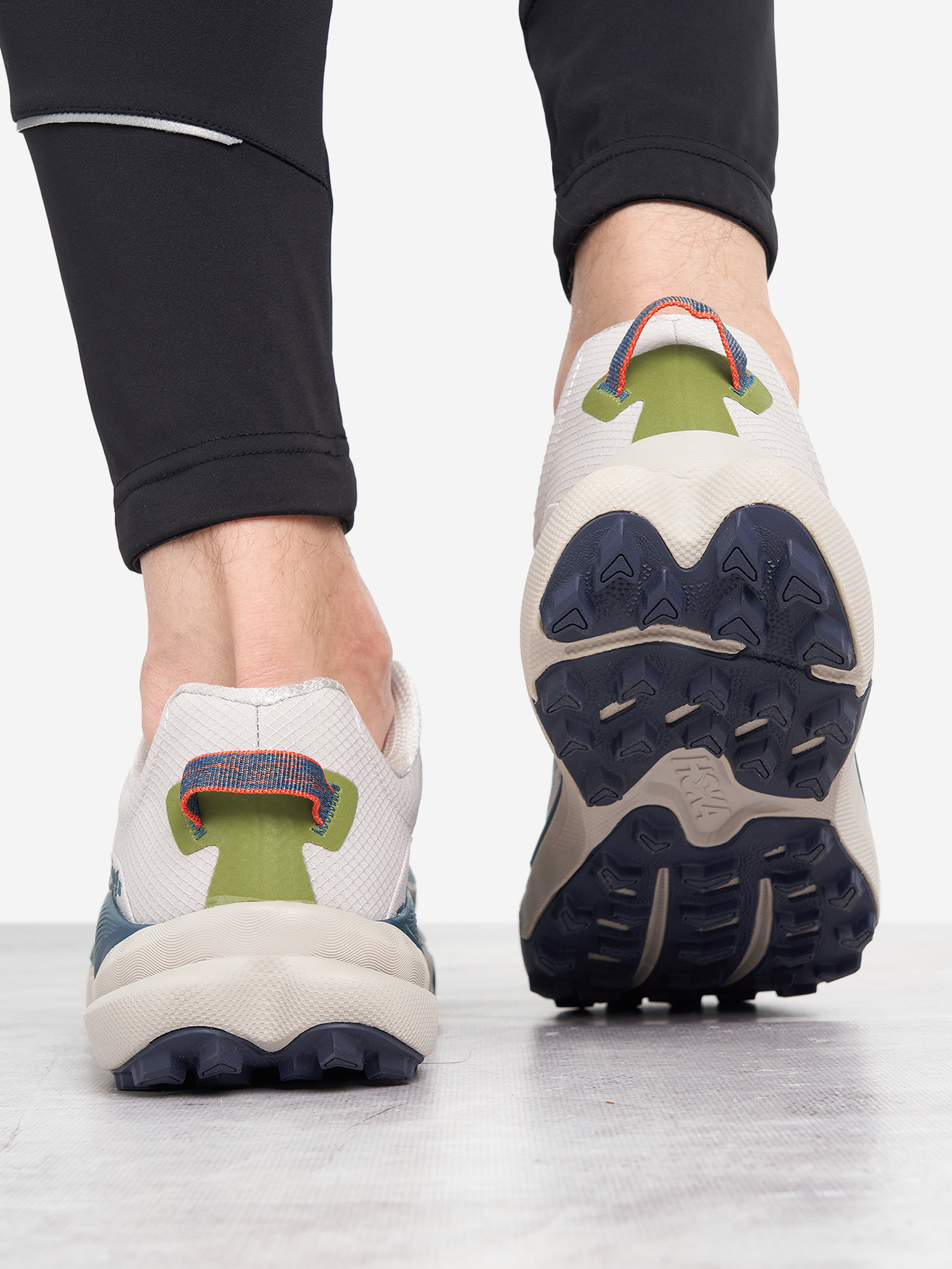 фото Кроссовки мужские hoka one one torrent 4, бежевый