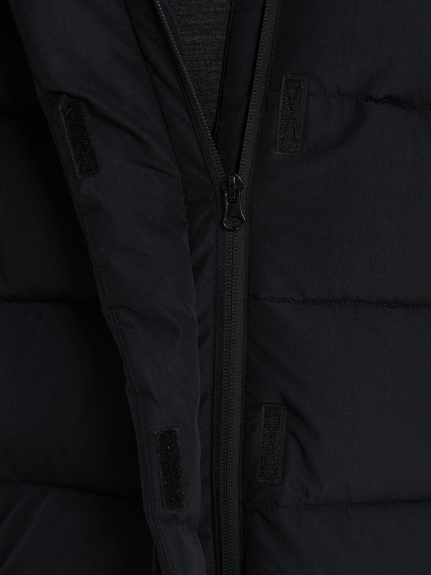 фото Пальто утепленное для девочек fila, черный