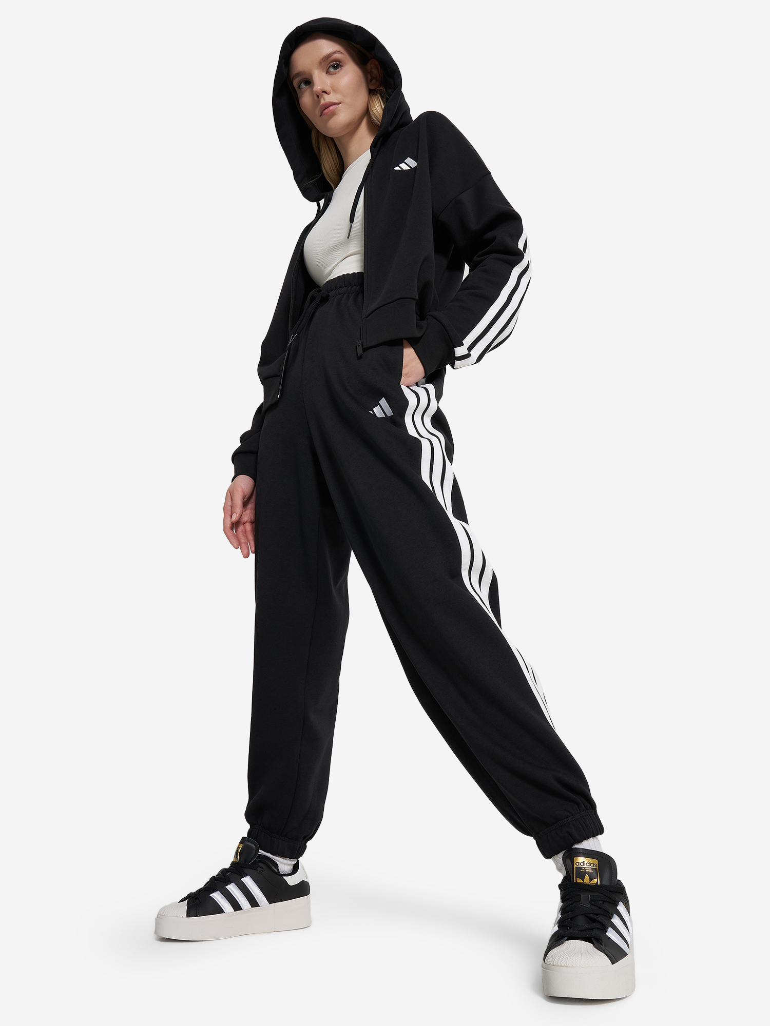 фото Брюки женские adidas, черный