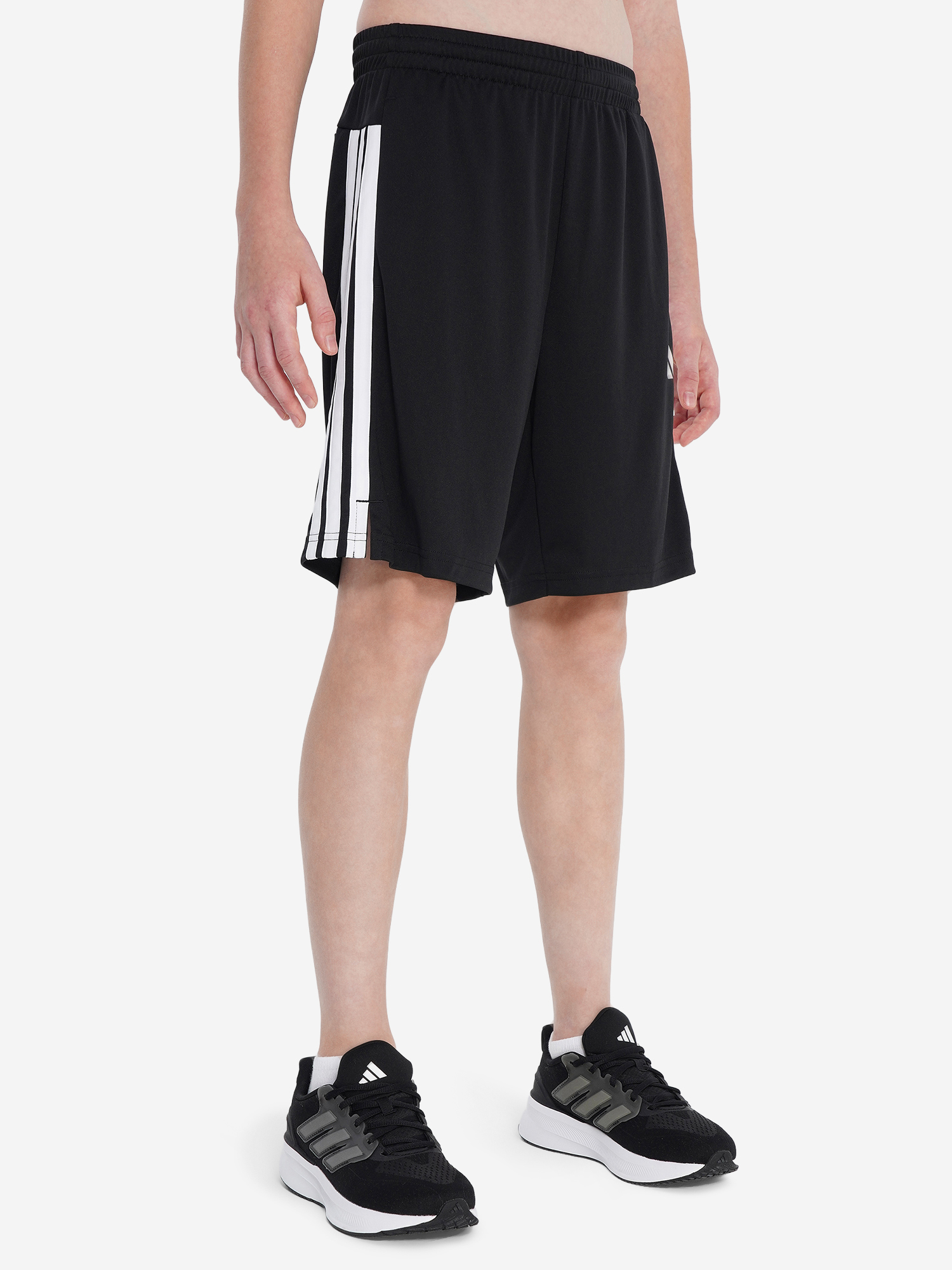 фото Шорты для мальчиков adidas, черный