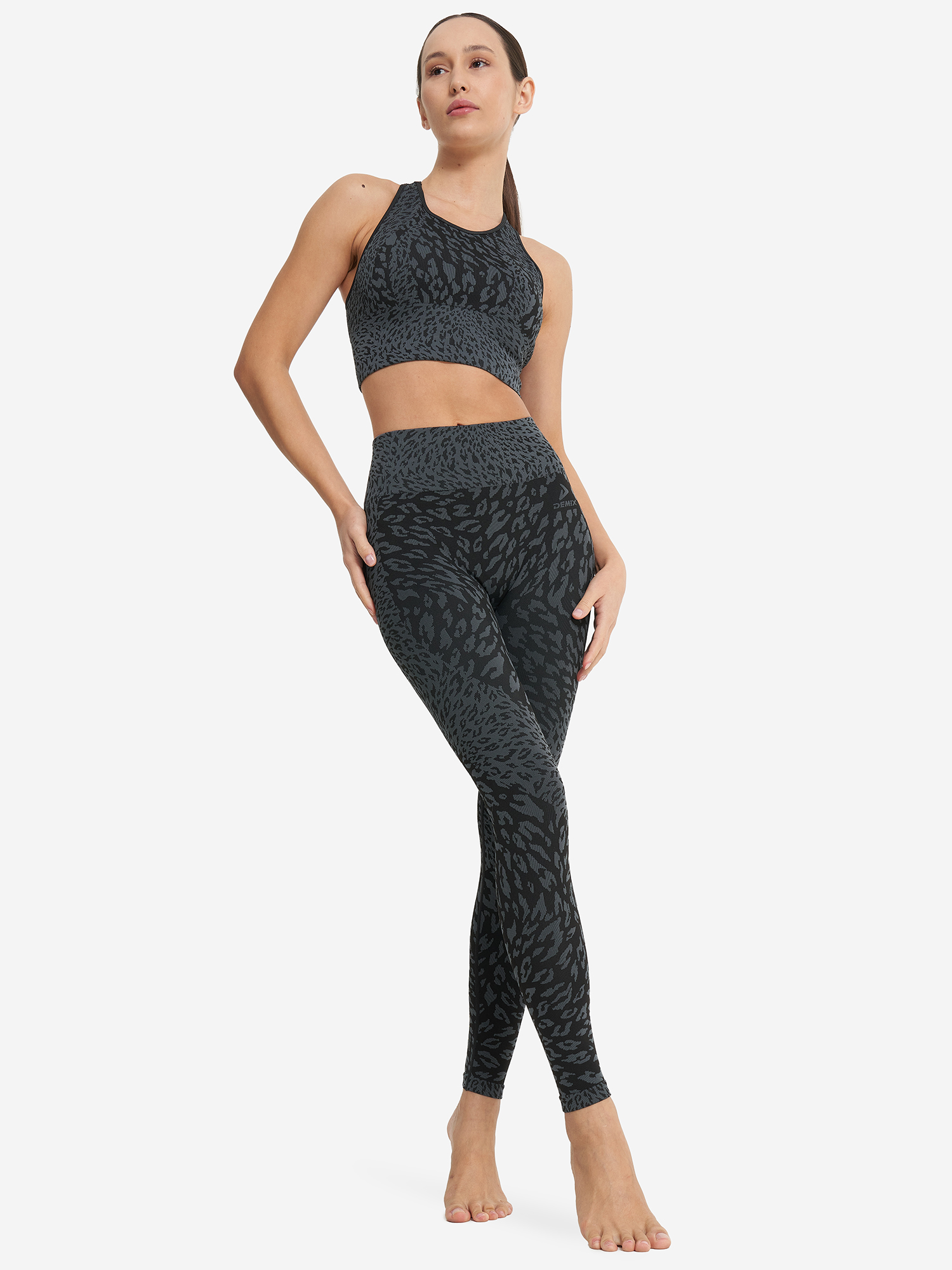 фото Топ бра спортивный demix highflow yoga seamless longline, черный