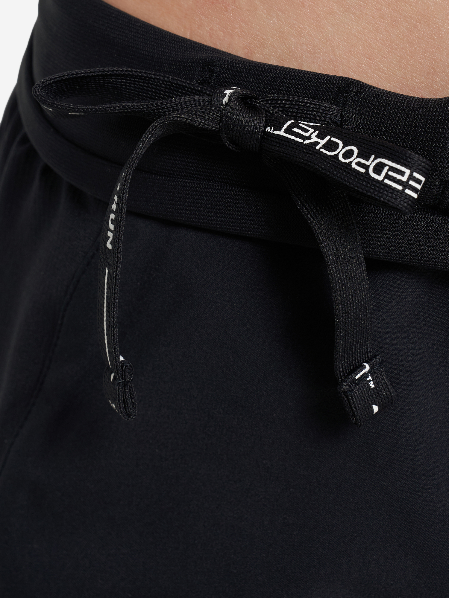 фото Шорты женские under armour run speedpocket, черный