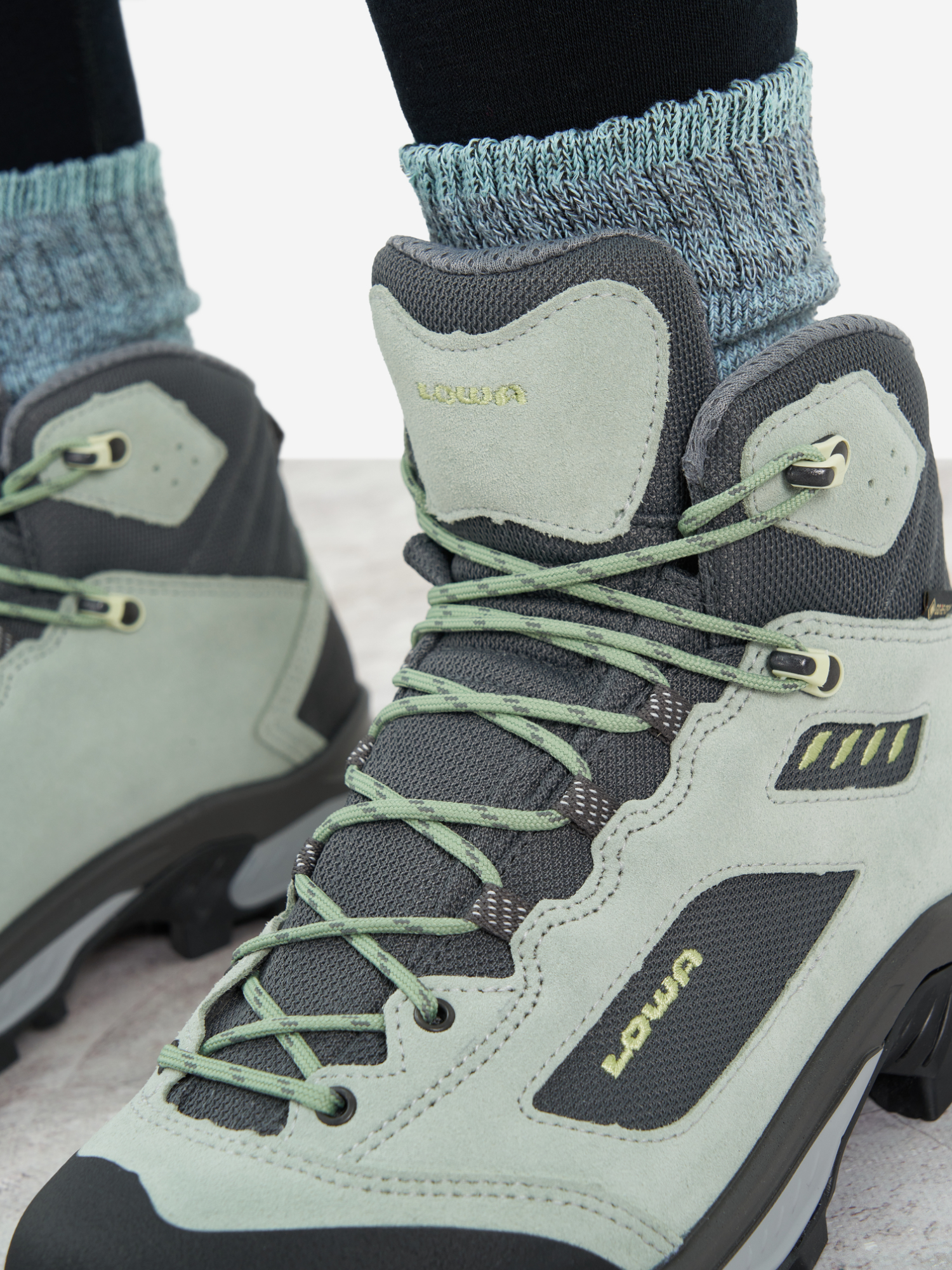 фото Ботинки женские lowa corvara gtx mid, зеленый