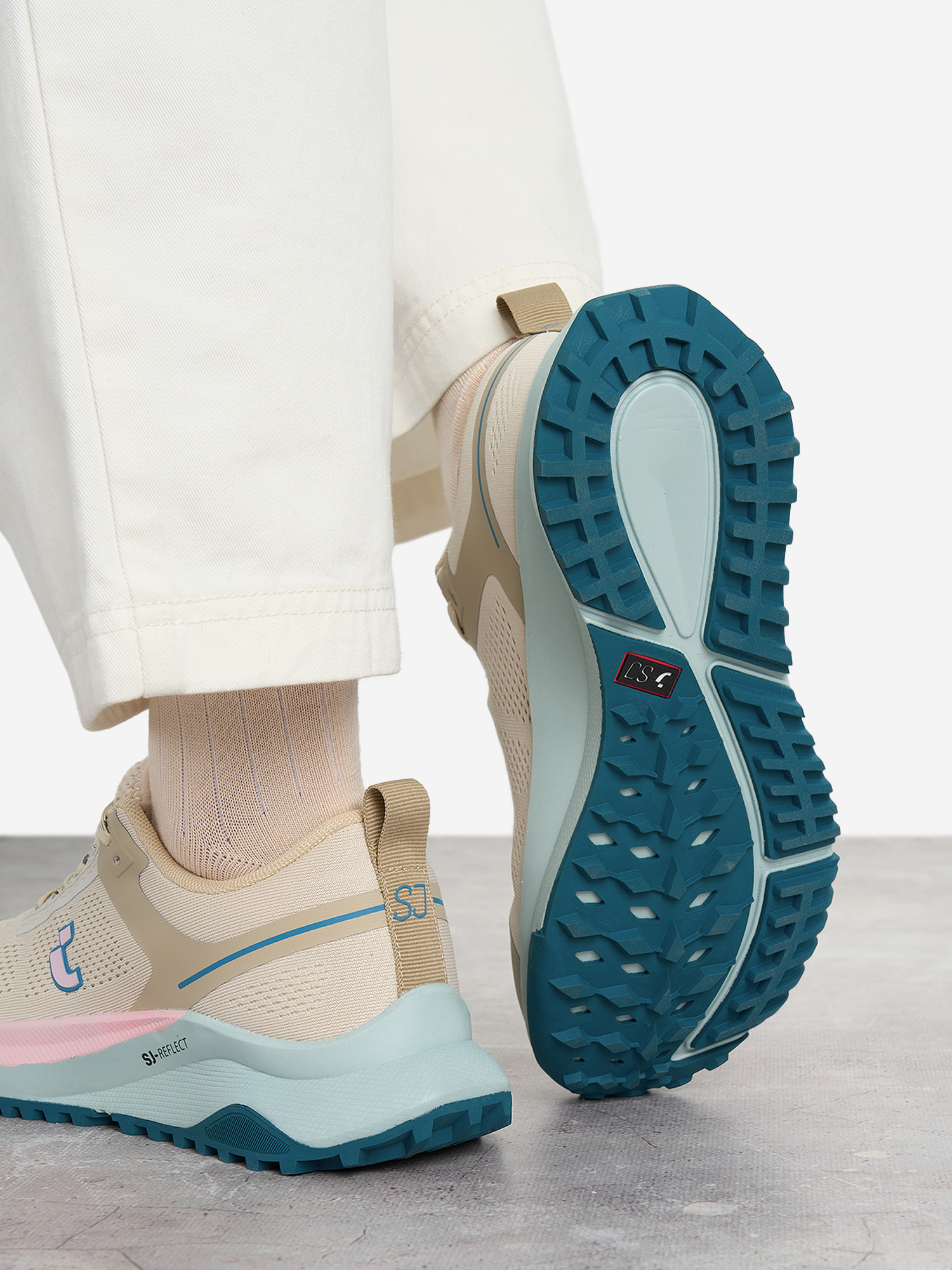 фото Кроссовки женские safety jogger, бежевый