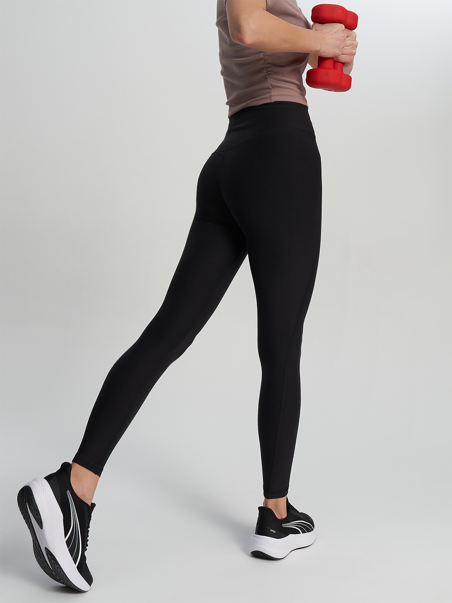 Легинсы женские PUMA Cloudspun, Черный
Легинсы женские PUMA Cloudspun, Черный