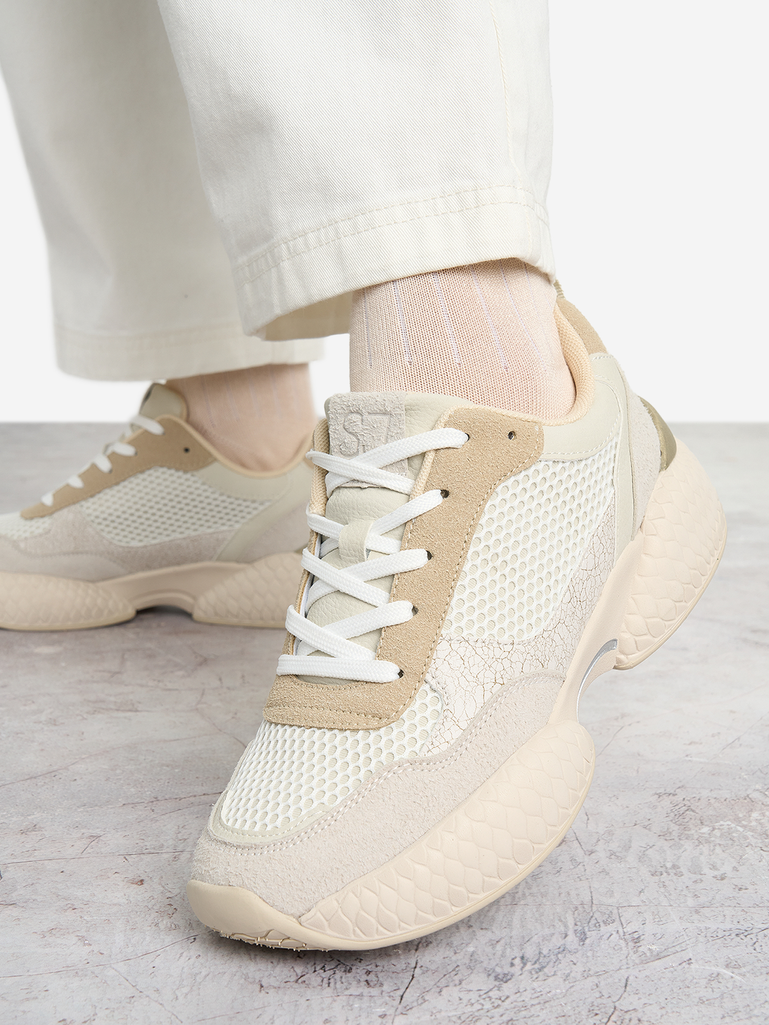 фото Кроссовки женские safety jogger, бежевый