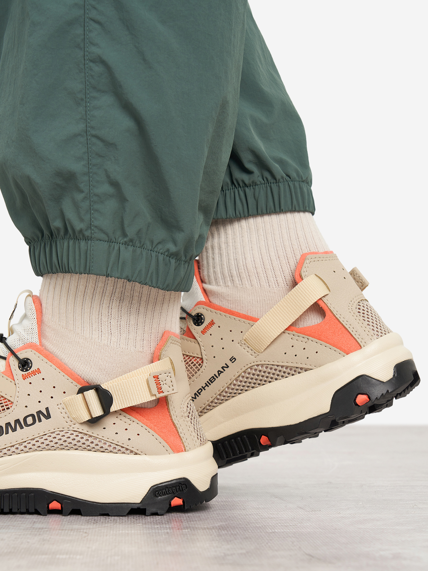 фото Кроссовки женские salomon techamphibian 5, бежевый