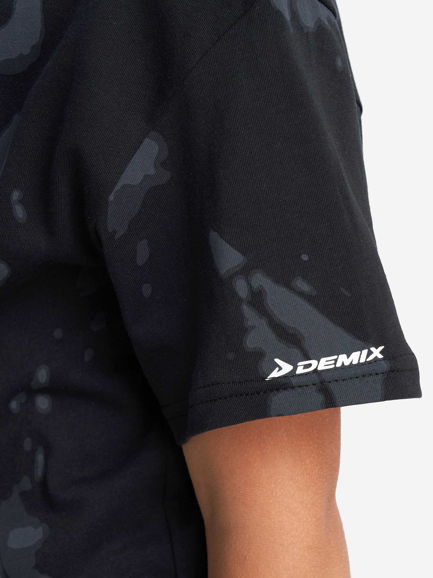 фото Футболка для мальчиков demix, черный