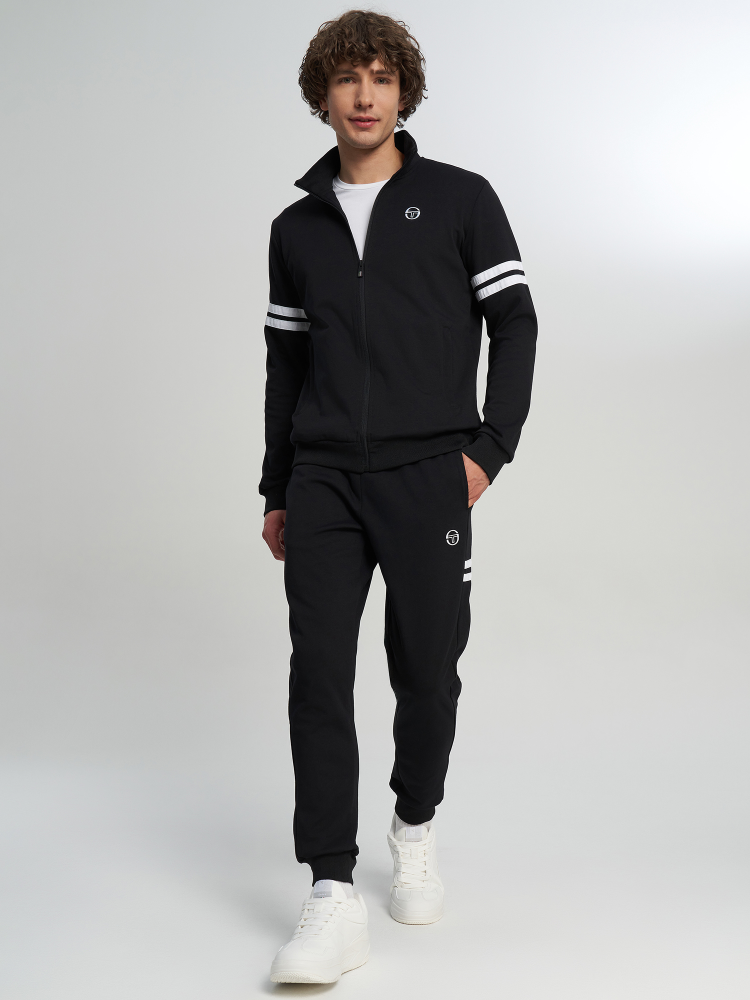 Костюм мужской Sergio Tacchini Marco, Черный
Костюм мужской Sergio Tacchini Marco, Черный