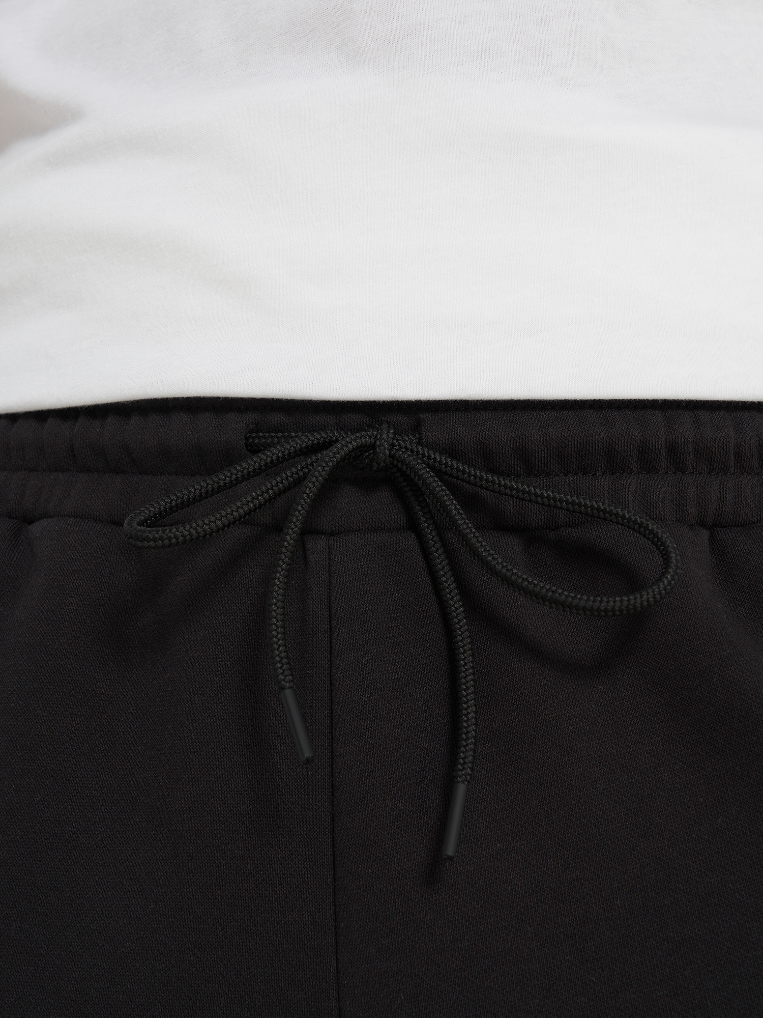 фото Брюки мужские puma ess logo lab execution, черный
