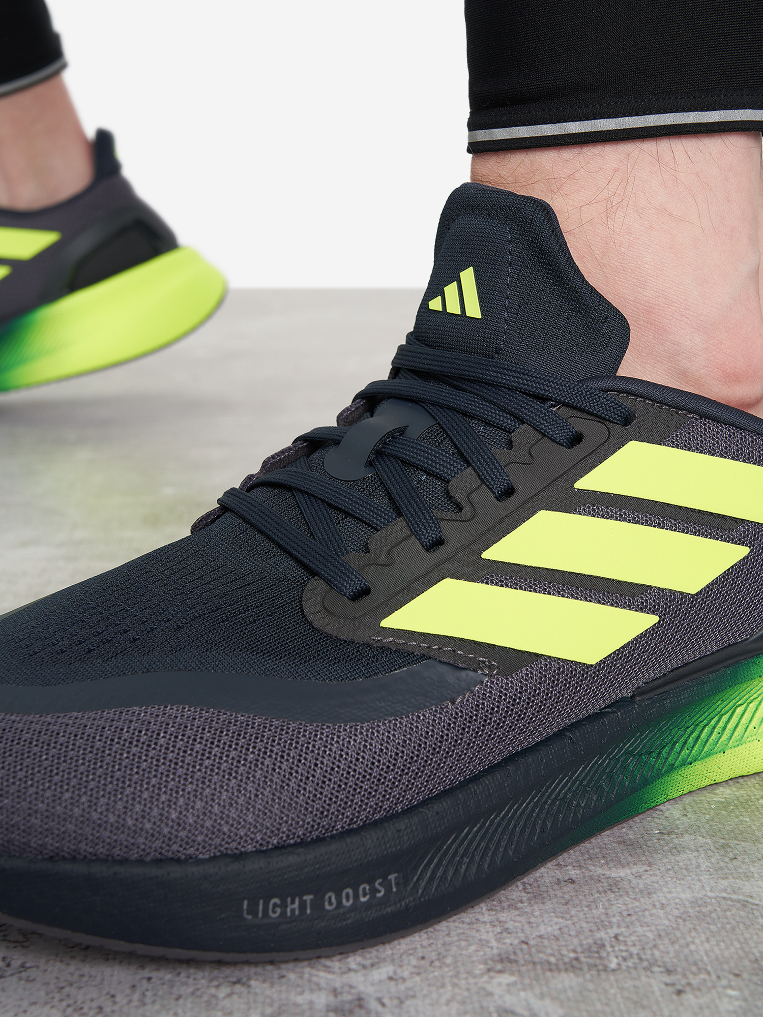 фото Кроссовки мужские adidas pureboost 5, черный