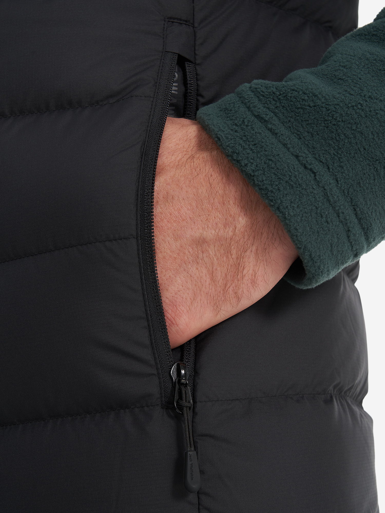 фото Жилет пуховый мужской jack wolfskin ather, черный