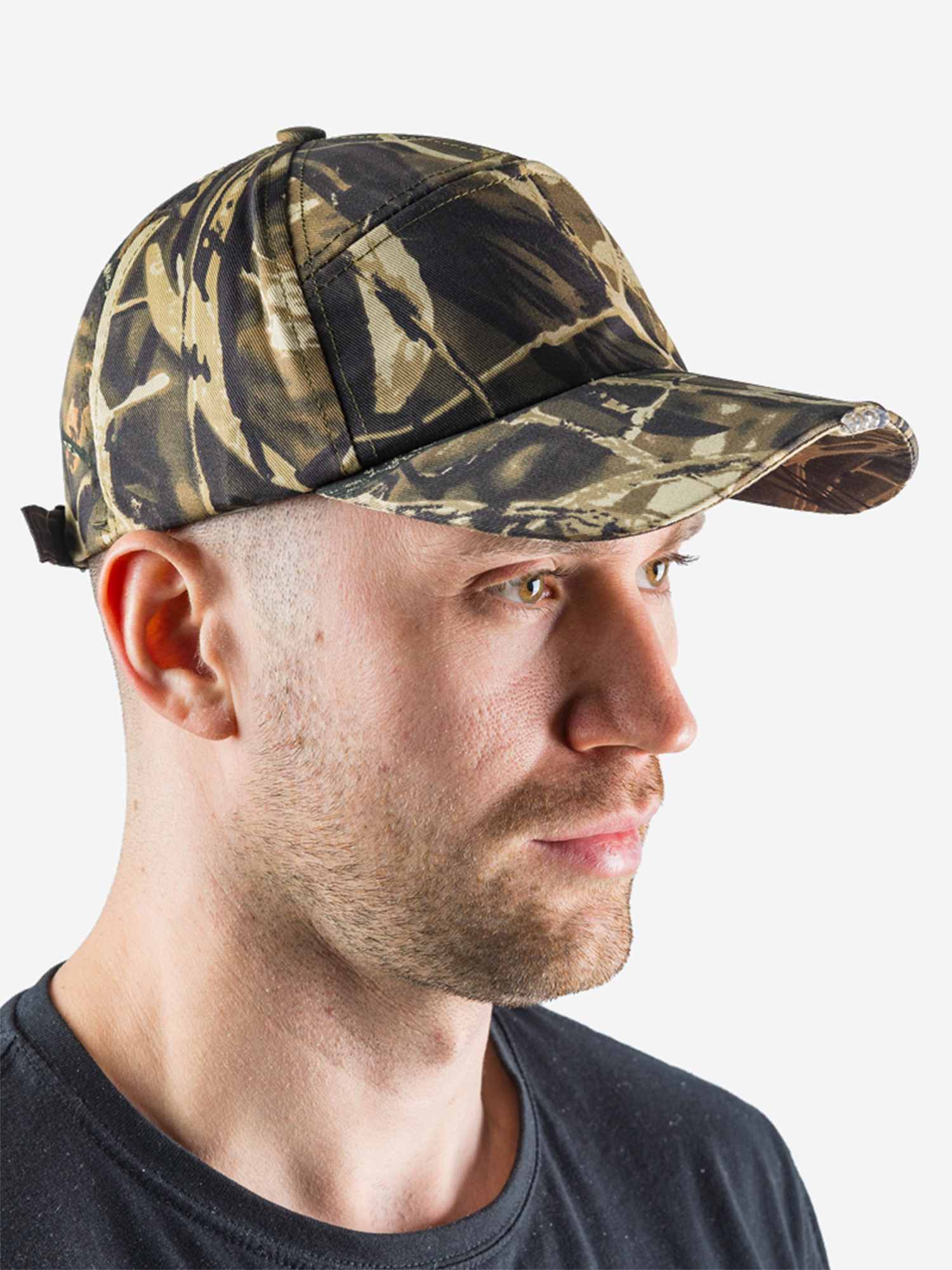 Бейсболка Хольстер летняя NEON с фонариком камыш 2010, Мультицвет
Бейсболка Хольстер летняя NEON с фонариком камыш 2010, Мультицвет