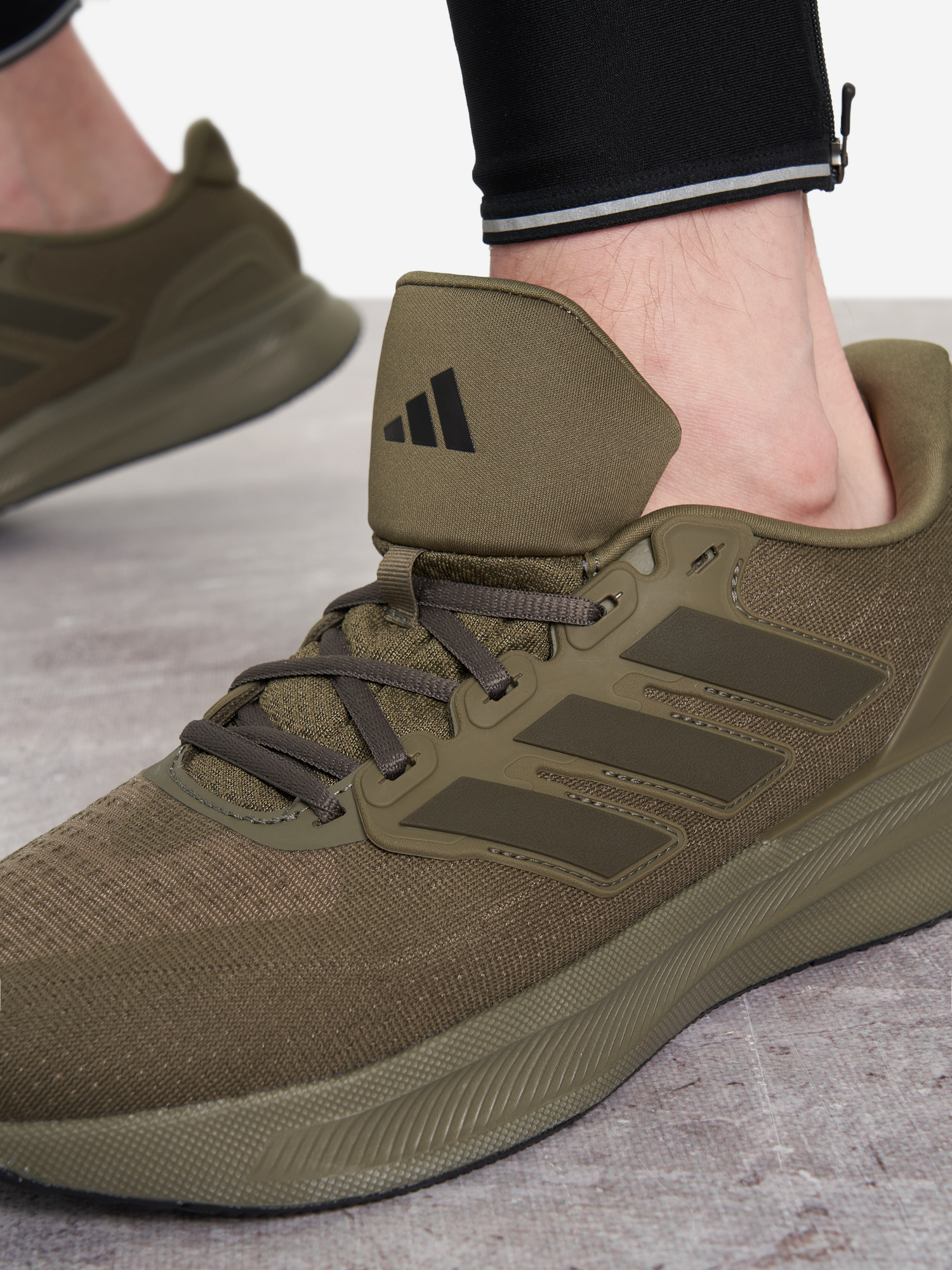 фото Кроссовки мужские adidas ultrarun 5, зеленый