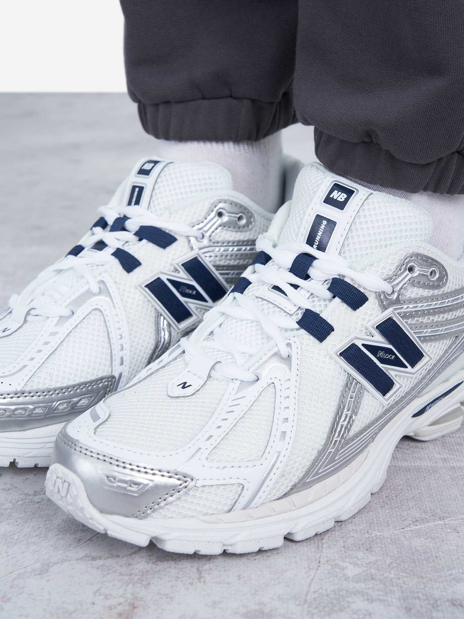 фото Кроссовки женские new balance 1906 r, белый