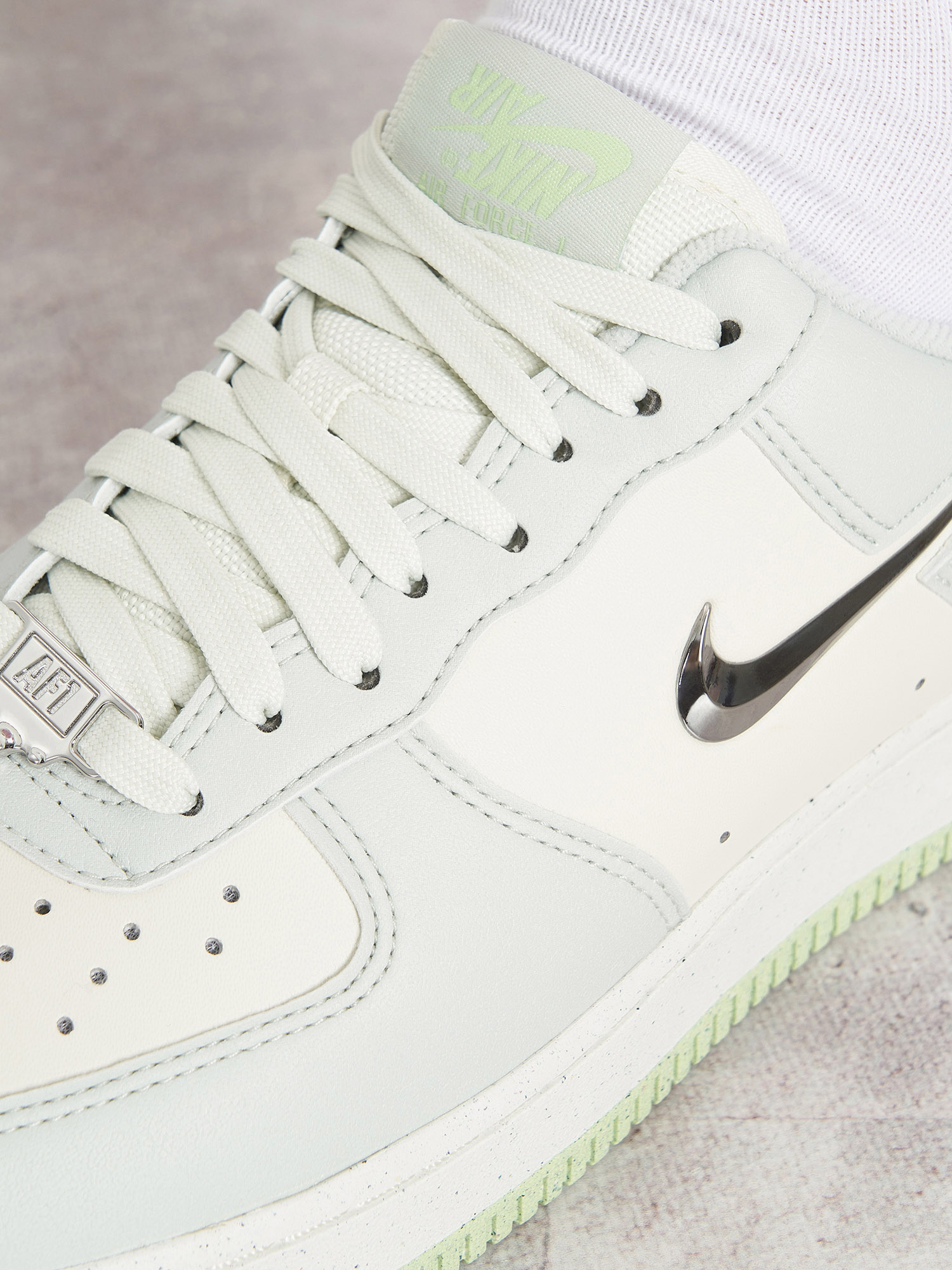 фото Кеды женские nike air force 1 '07 next nature se, зеленый