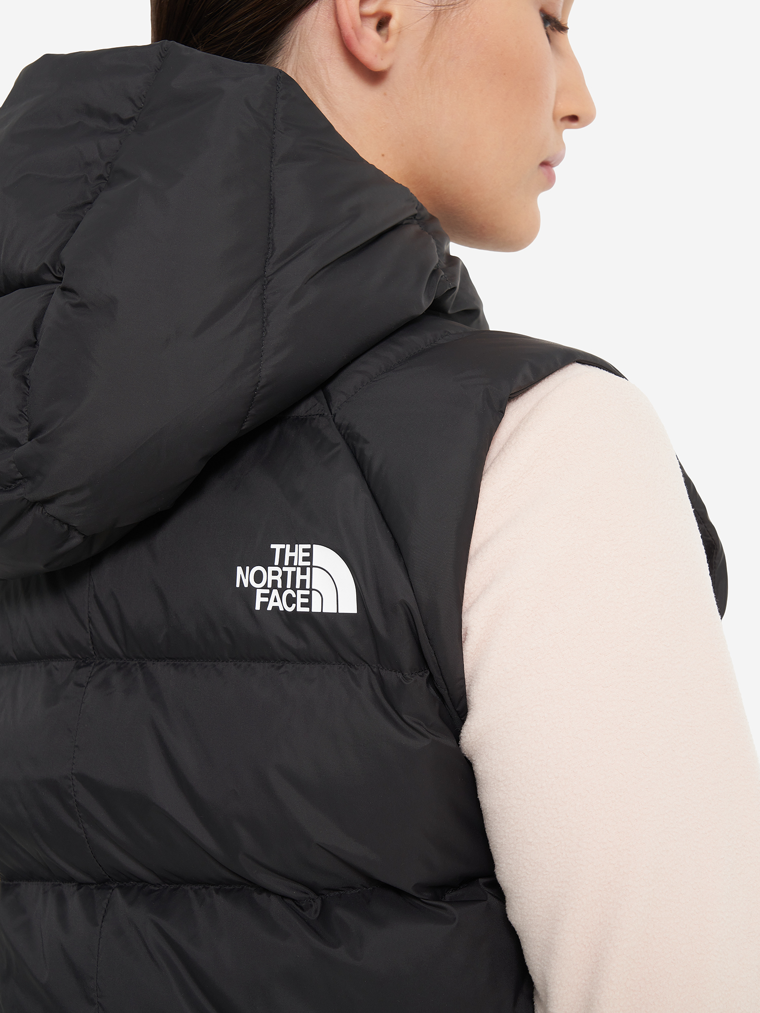 фото Жилет пуховый женский the north face hyalite vest, черный