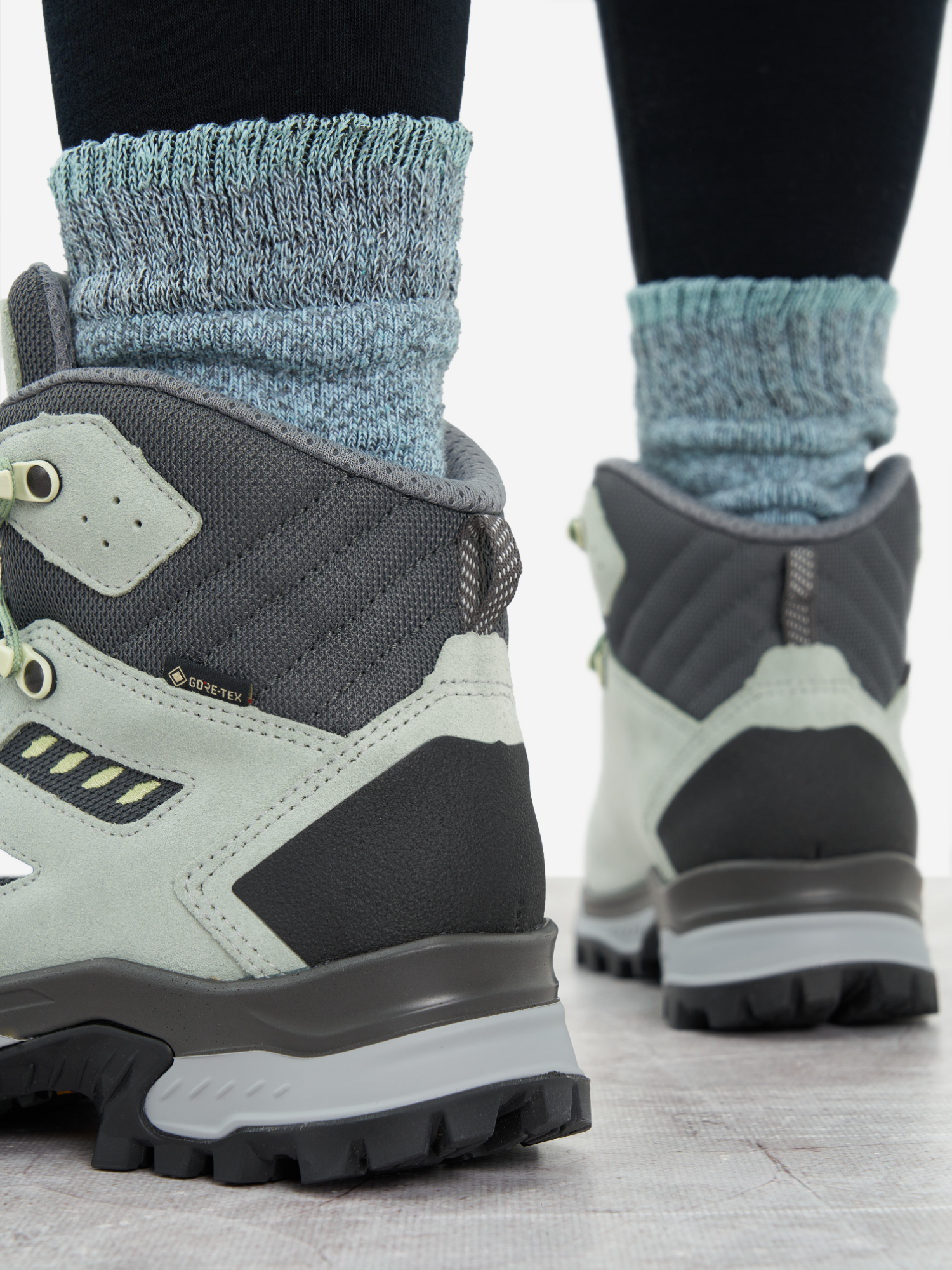 фото Ботинки женские lowa corvara gtx mid, зеленый