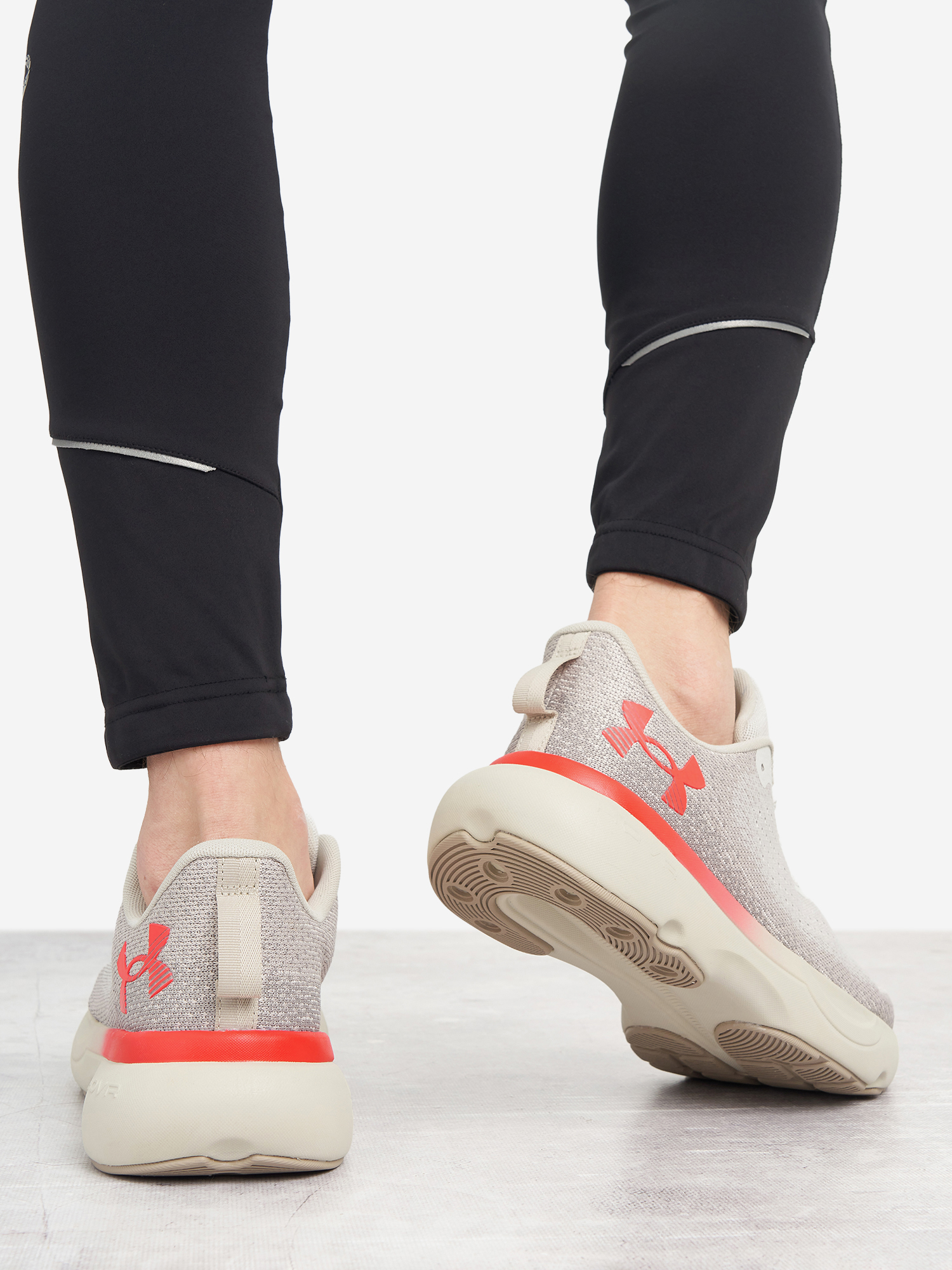 фото Кроссовки мужские under armour infinite, белый