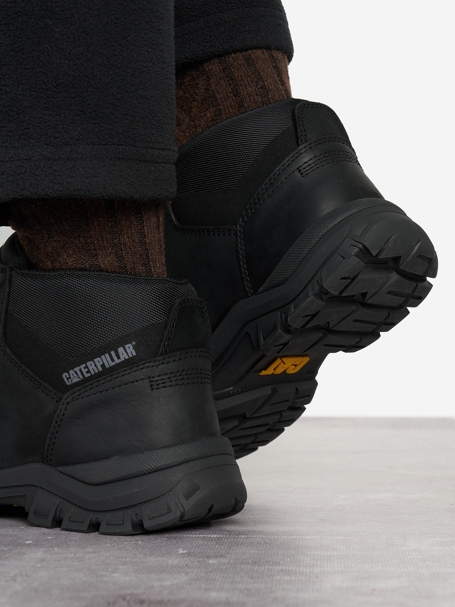 фото Ботинки мужские caterpillar threshold chukka, черный