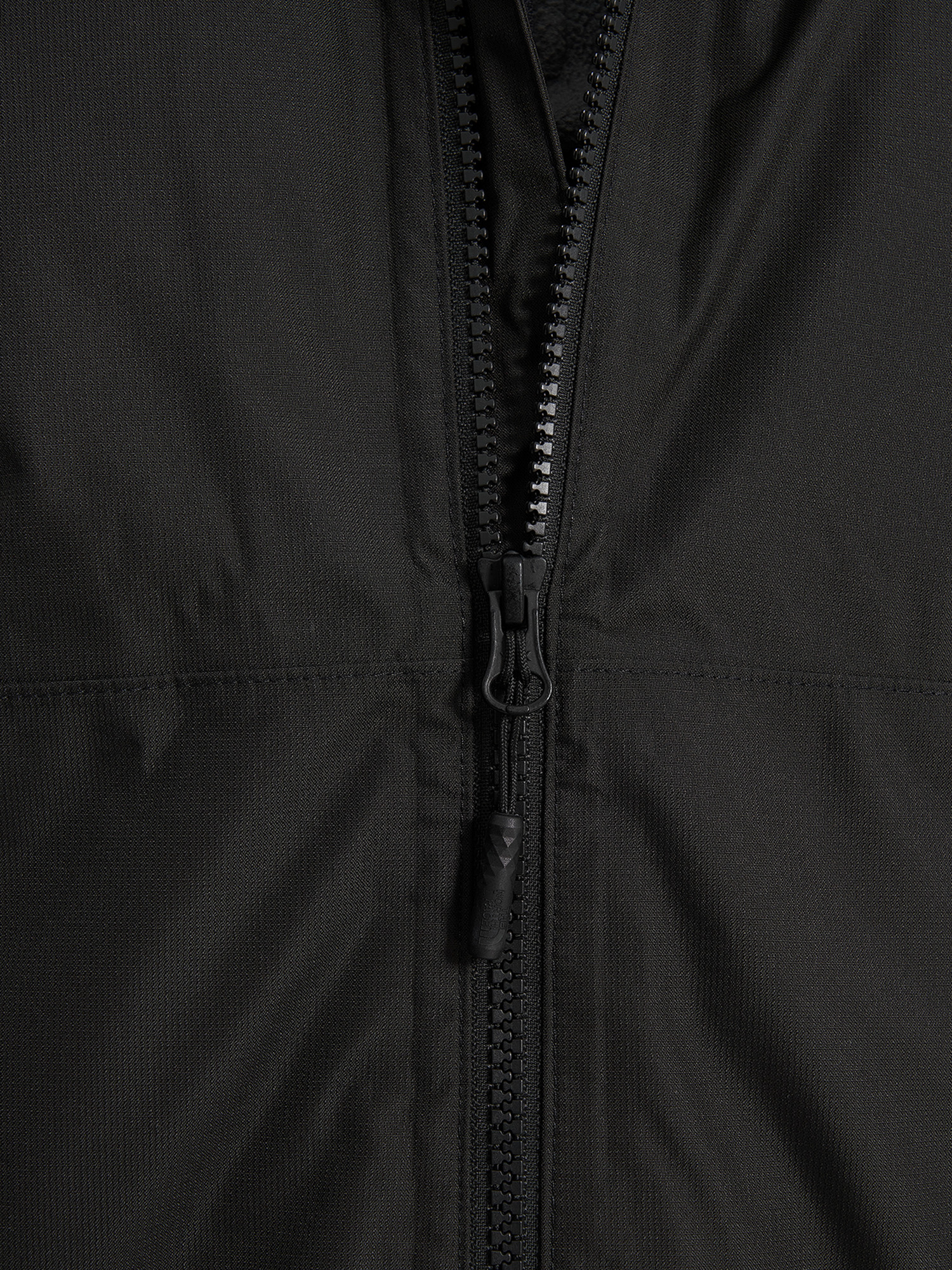 фото Куртка утепленная мужская the north face millerton insulated, черный