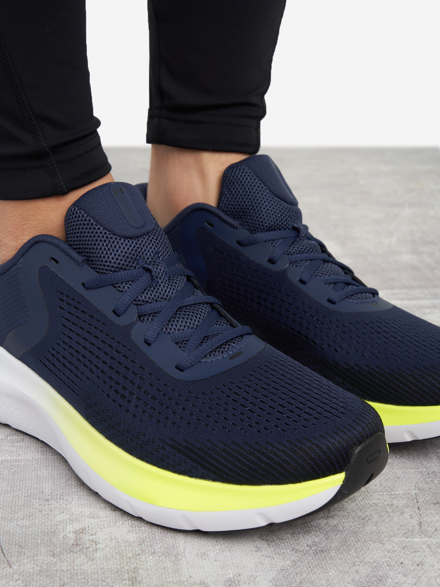фото Кроссовки мужские under armour charged rogue 5, синий