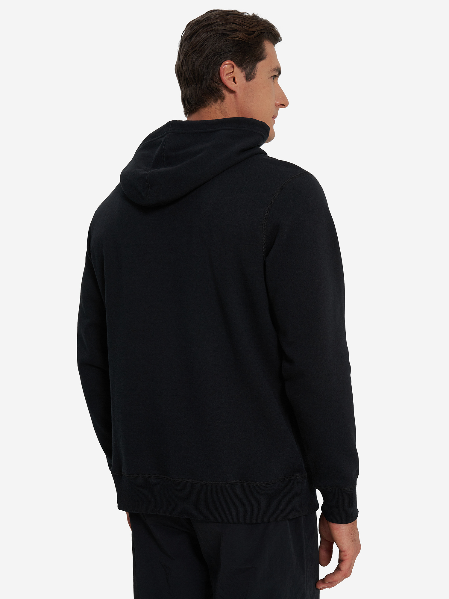 фото Худи мужское mountain hardwear logo, черный