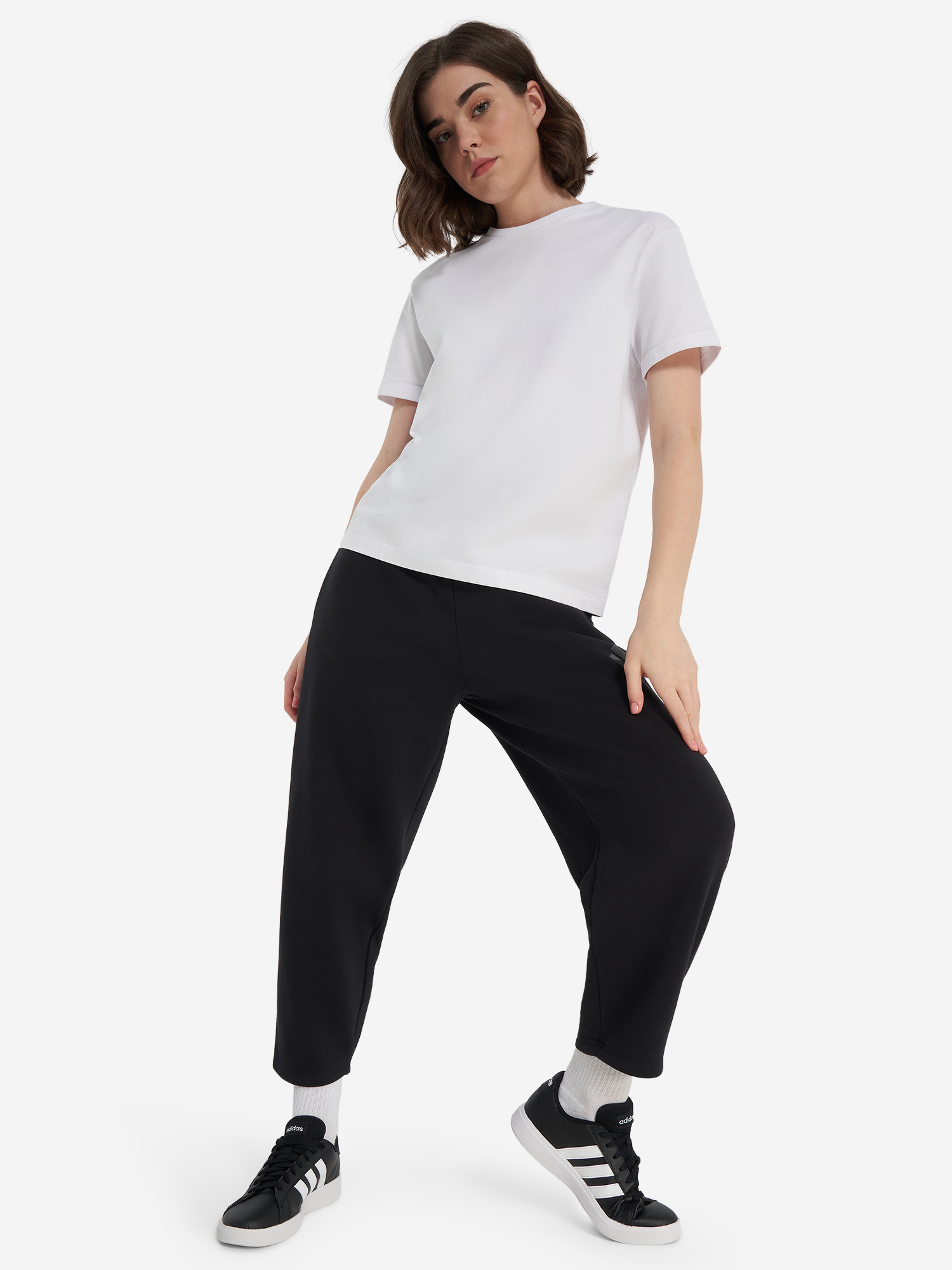фото Брюки женские adidas, черный