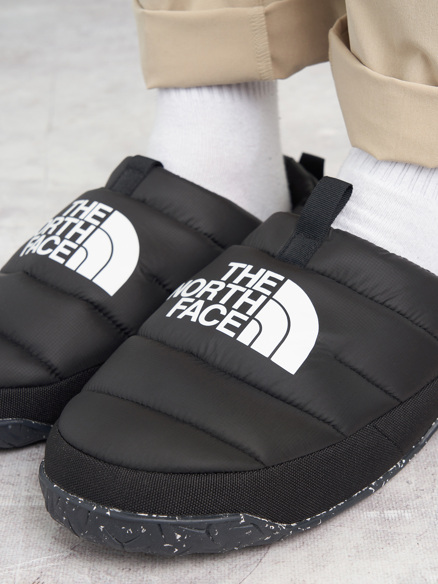 фото Слипоны утепленные мужские the north face nuptse mule, черный