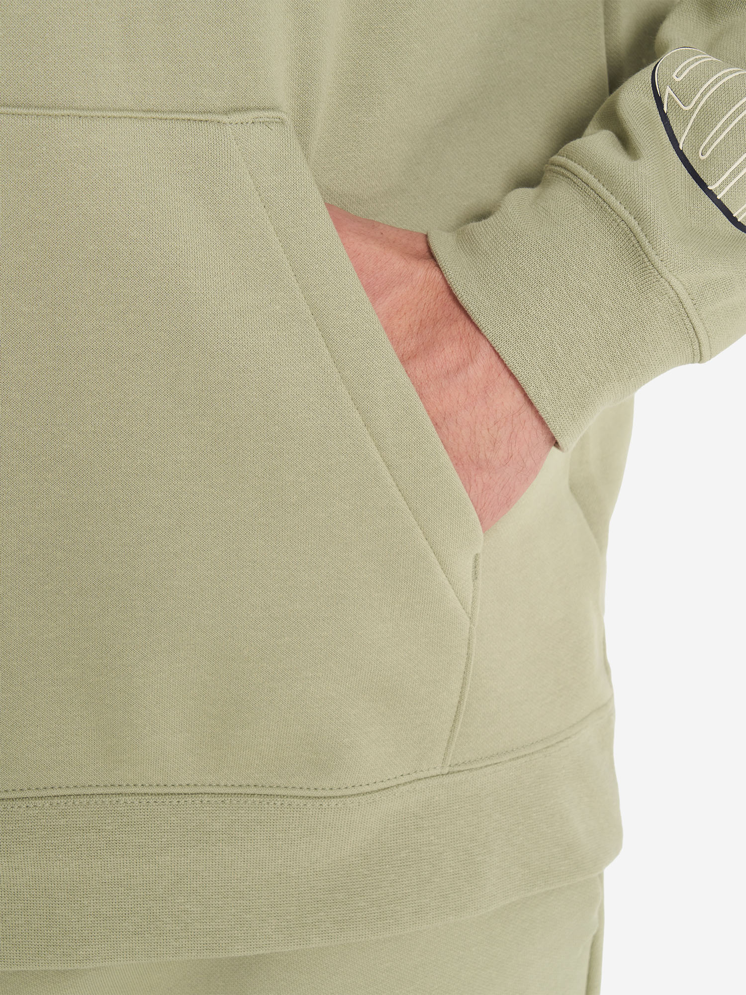 фото Худи мужское puma ess logo lab execution, зеленый