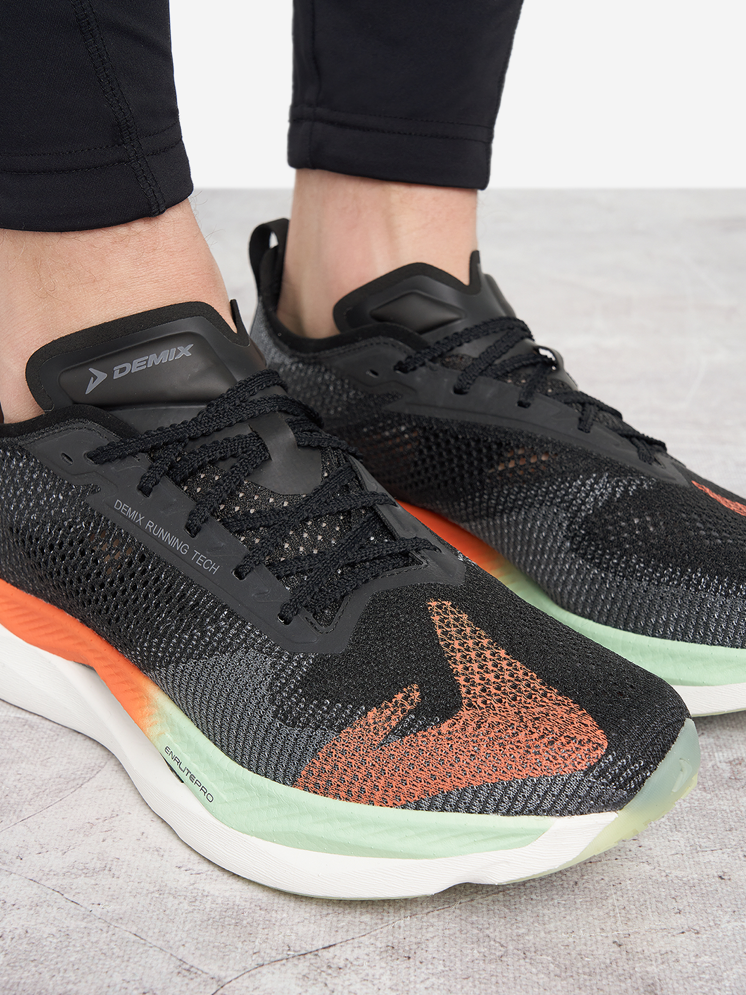 фото Кроссовки мужские demix pacer enrlitepro knit, серый