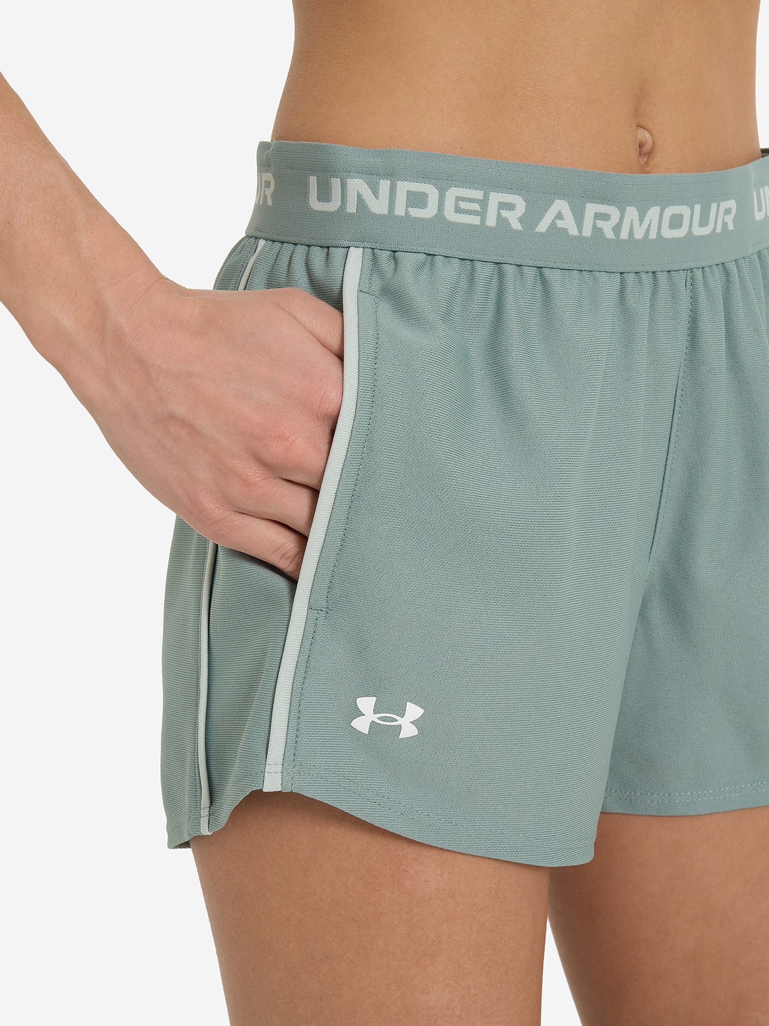 фото Шорты женские under armour tech play up, зеленый