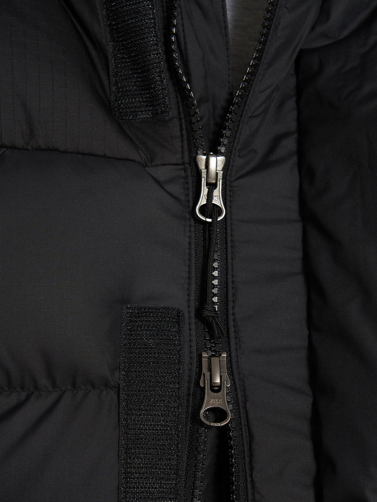 фото Куртка утепленная мужская the north face limbara insulated, черный