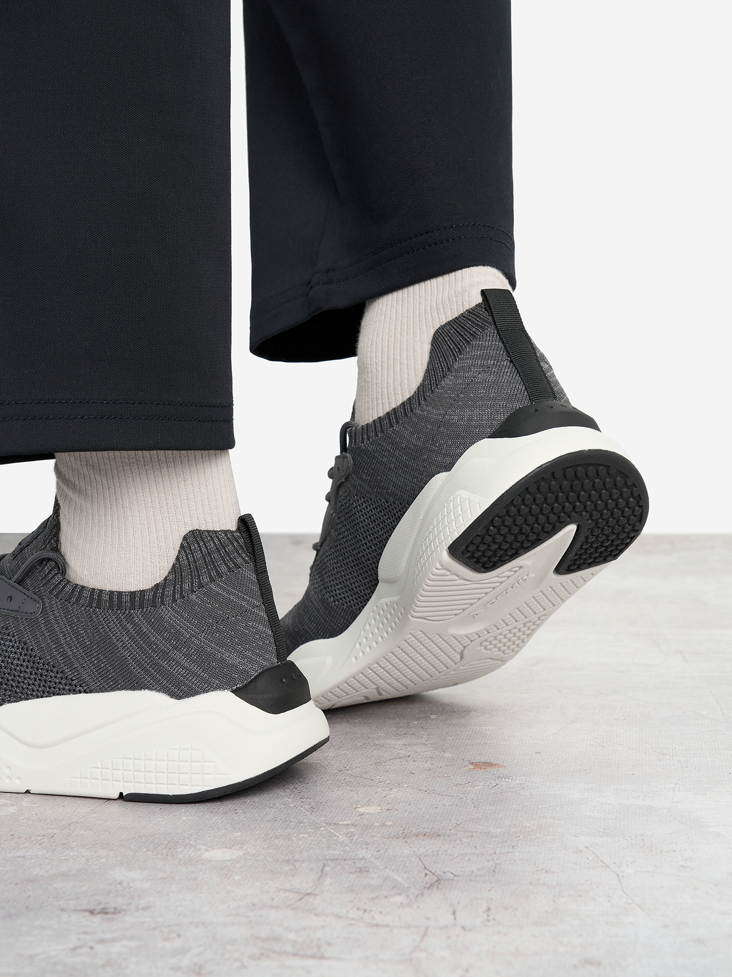 фото Кроссовки мужские demix sprinter vibe knit, серый