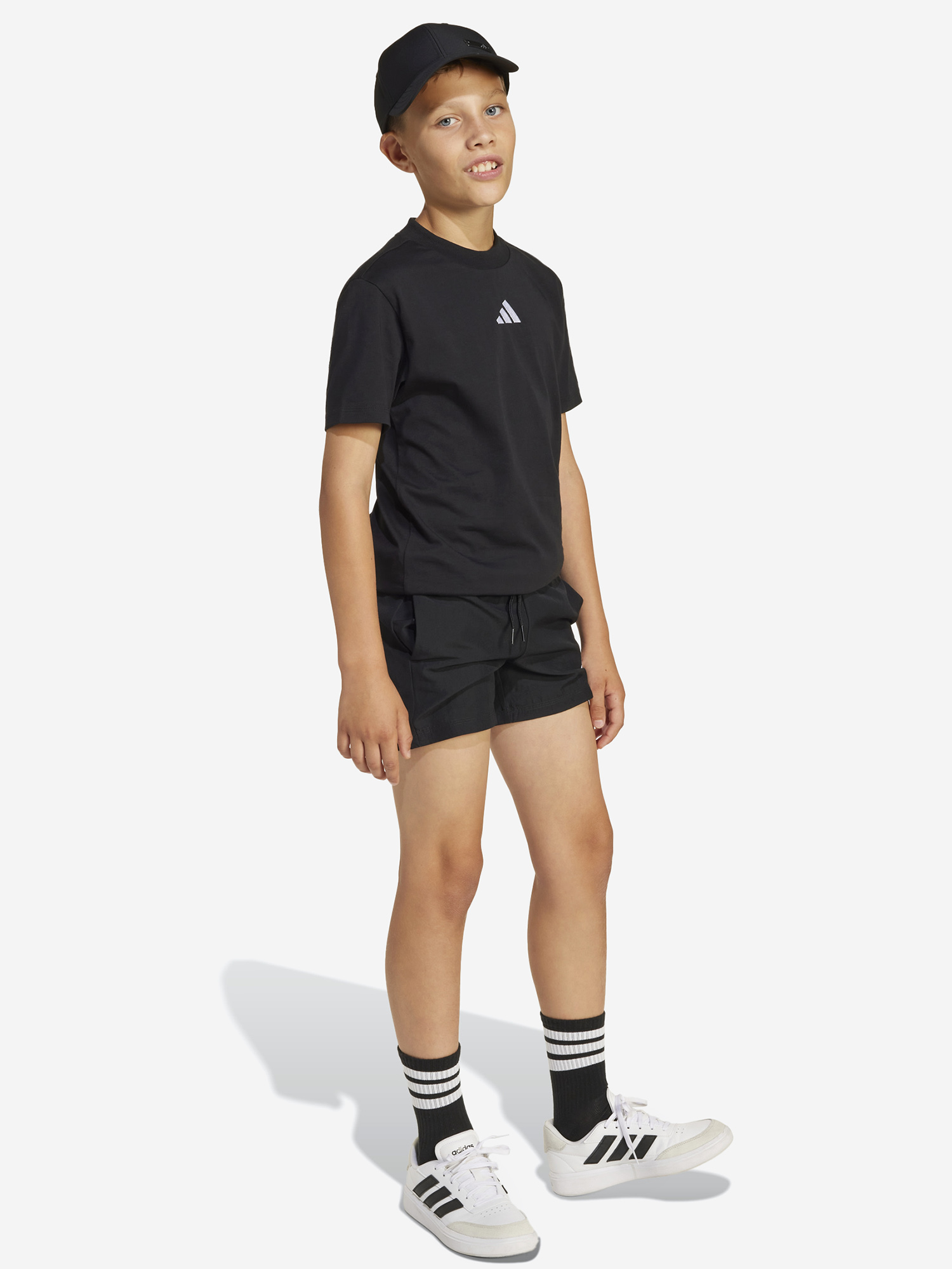 фото Шорты для мальчиков adidas, черный