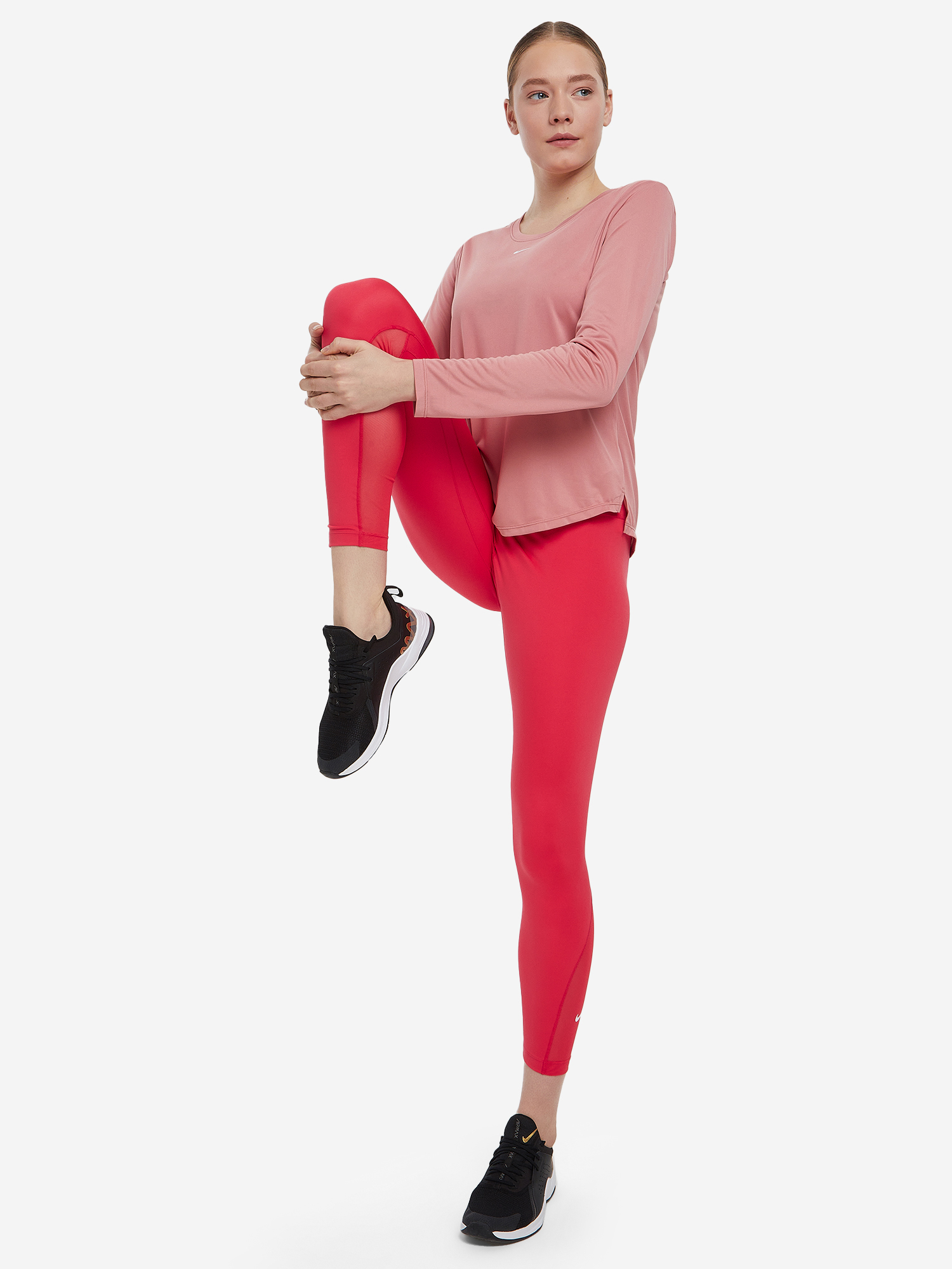 фото Лонгслив женский nike one dri-fit, розовый